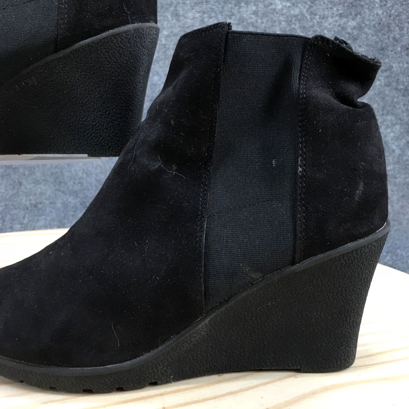 H&M H&M Boots Womens 40 Casual Pull On Chelsea Ankle Bootie Black Faux Suede Wedge Size US 9 / IT 39 - 3 Thumbnail