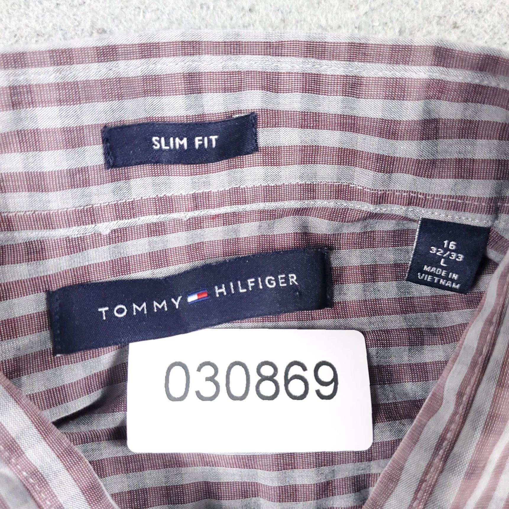 Tommy Hilfiger Tommy Hilfiger Shirt Men's Large Gray Red Check Button-Up Long Sleeve Casual Business Modern Preppy 90s Theme Mens Size US L / EU 52-54 / 3 - 6 Thumbnail