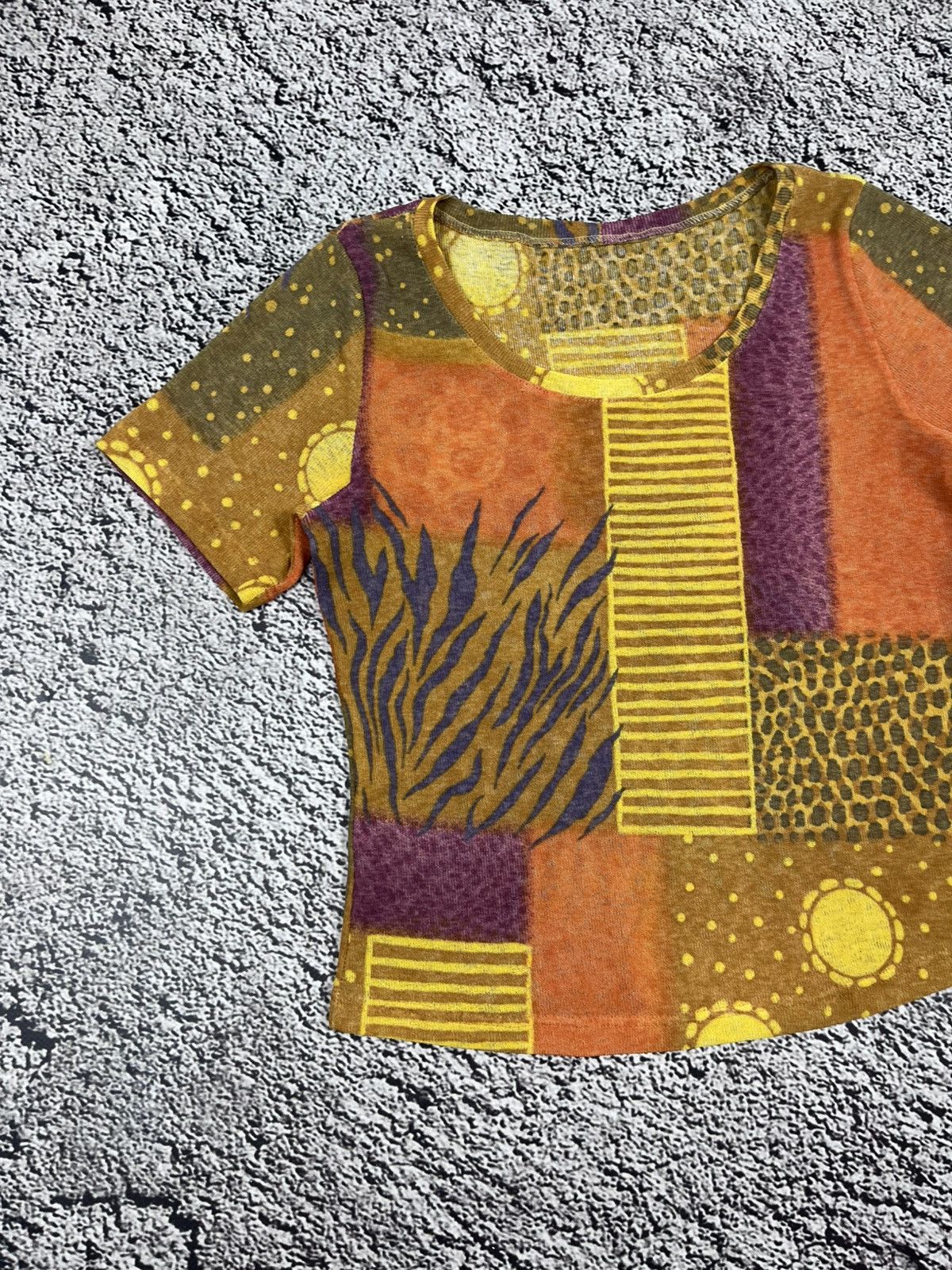 Vintage Vintage Y2K Gaultier style abstract crop top tee Size S / US 4 / IT 40 - 2 Thumbnail
