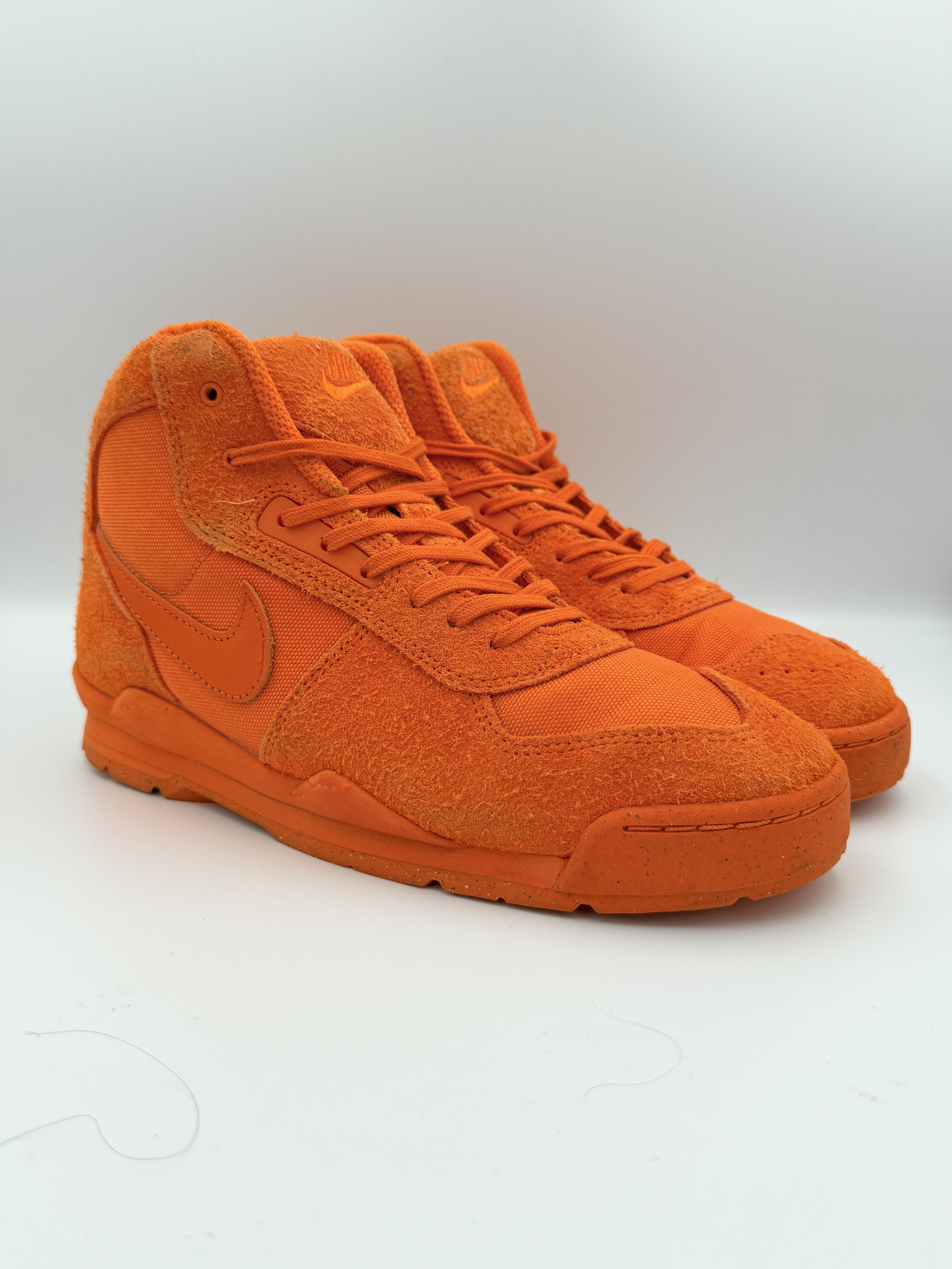 Nike × Stussy Stussy Nike Air Baltoro Safety Orange Size US 10 / EU 43 - 1 Thumbnail