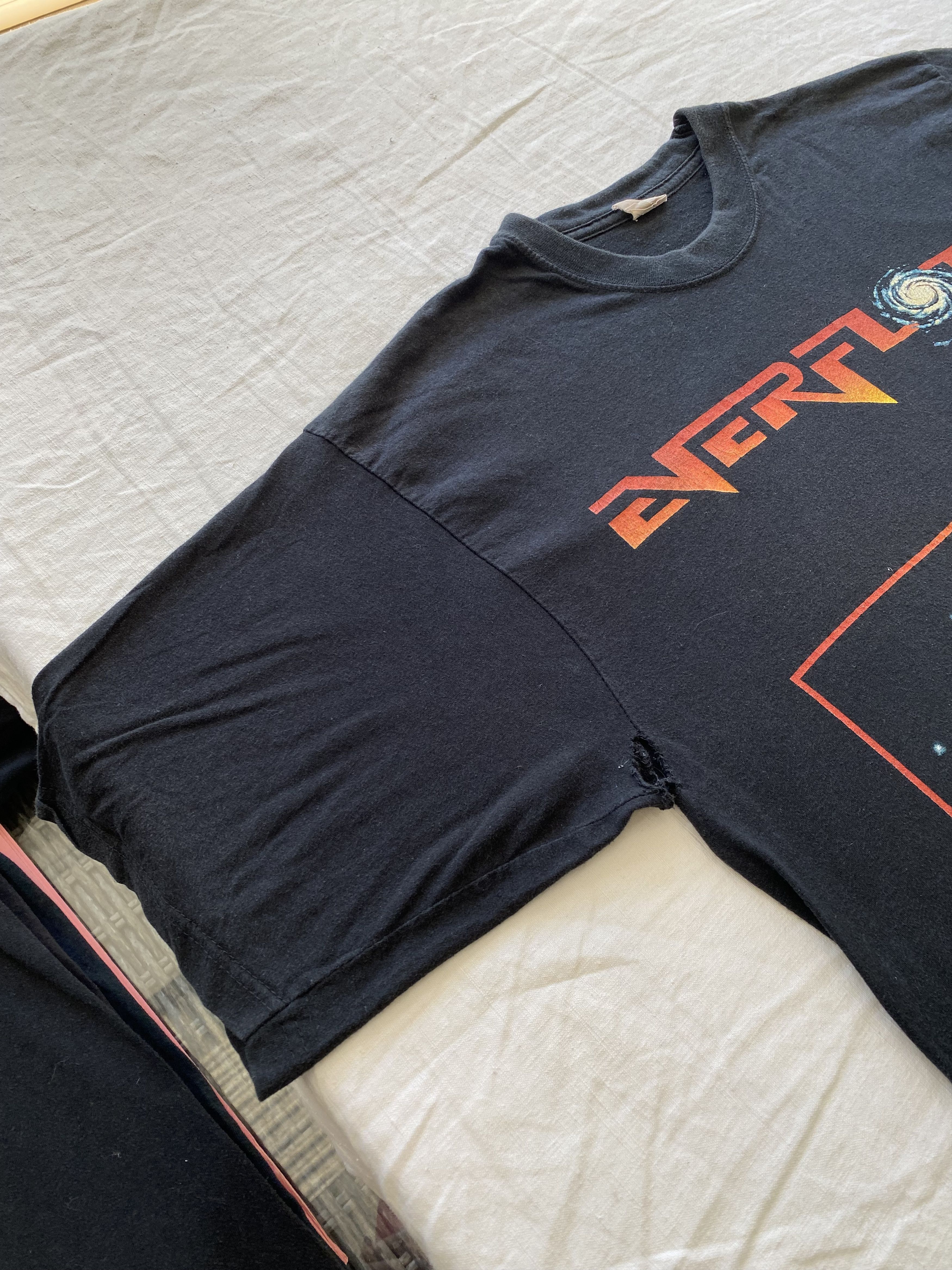 Band Tees Vintage 90s Everflow Secret Vista Rock Band T-shirt Size US L / EU 52-54 / 3 - 15 Thumbnail