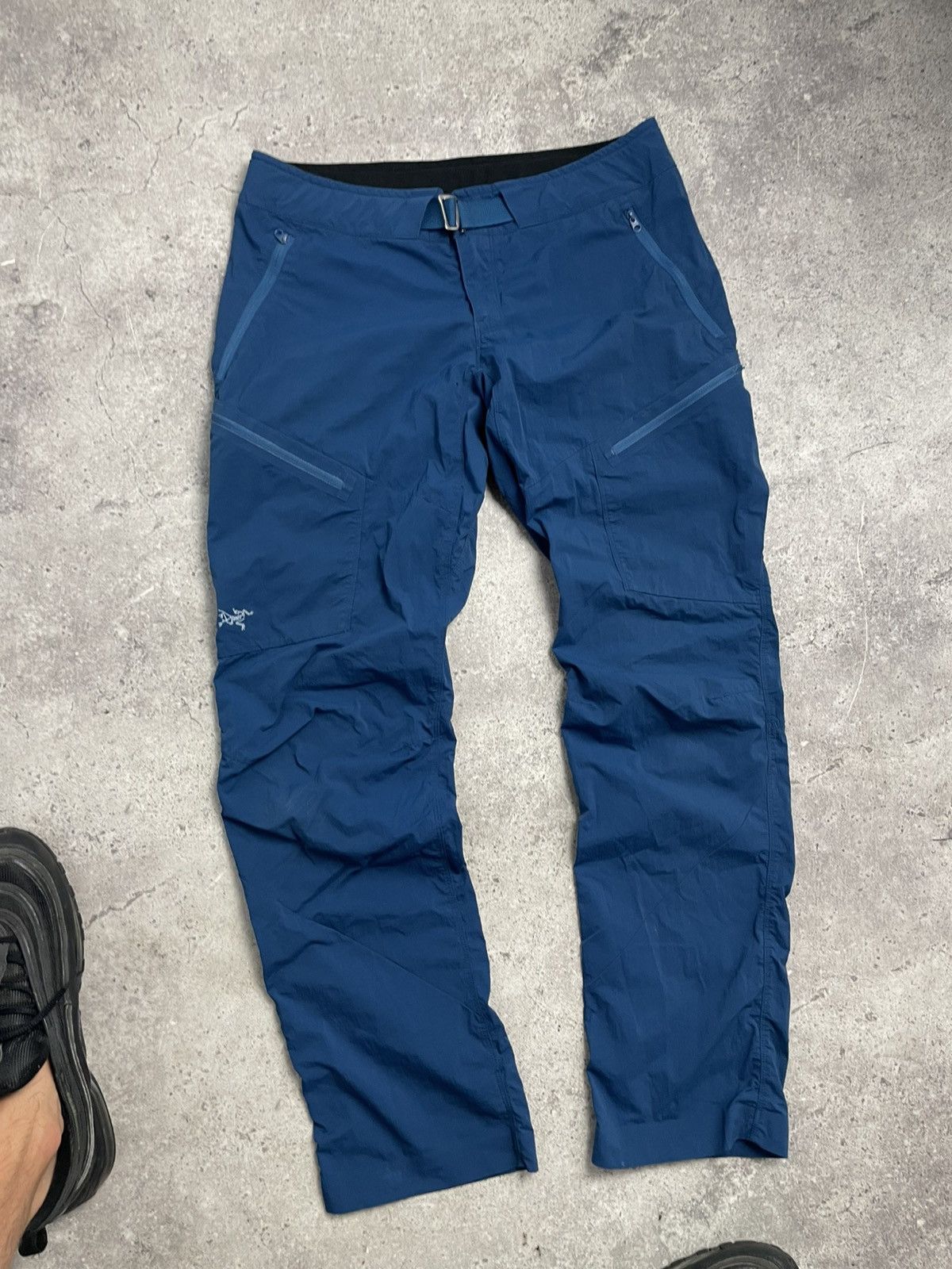 Arc'teryx Arcteryx pants nylon vintage small logo Gorpcore Size US 32 / EU 48 - 2 Thumbnail