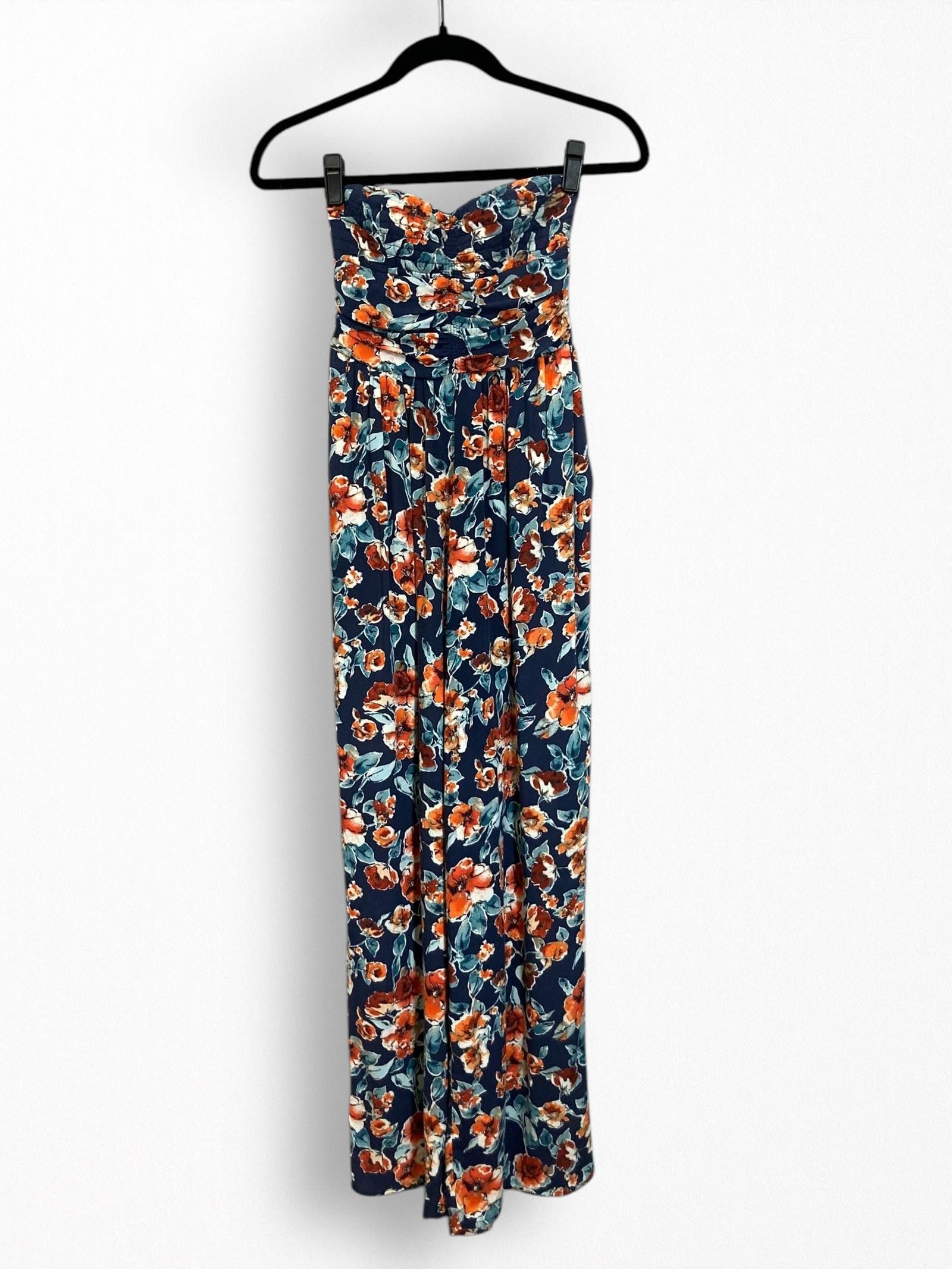Designer Strapless Floral Jumpsuit with Smocked Bodice & Pockets Size 26" / US 2 / IT 38 - 2 Thumbnail