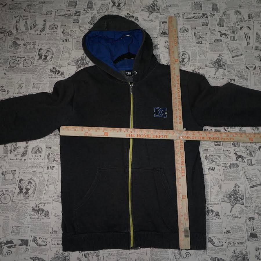 DC M- Vintage / Y2K 00’s DC embroidered chest hit grunge hoodie Size US M / EU 48-50 / 2 - 4 Thumbnail