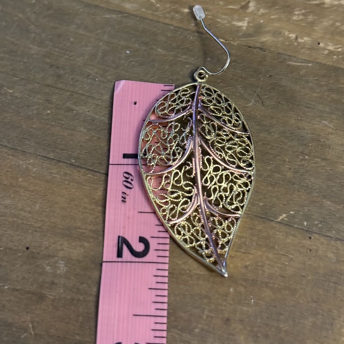 Vintage Vintage Avon gold & rose gold filigree leaf dangle earrings Size ONE SIZE - 5 Thumbnail