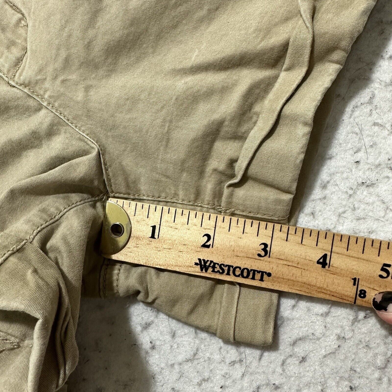 Aeropostale Aeropostale 12 Flat Front Chino Shorts Khaki Brown 3" Inseam Size 34" / US 12 / IT 48 - 10 Thumbnail
