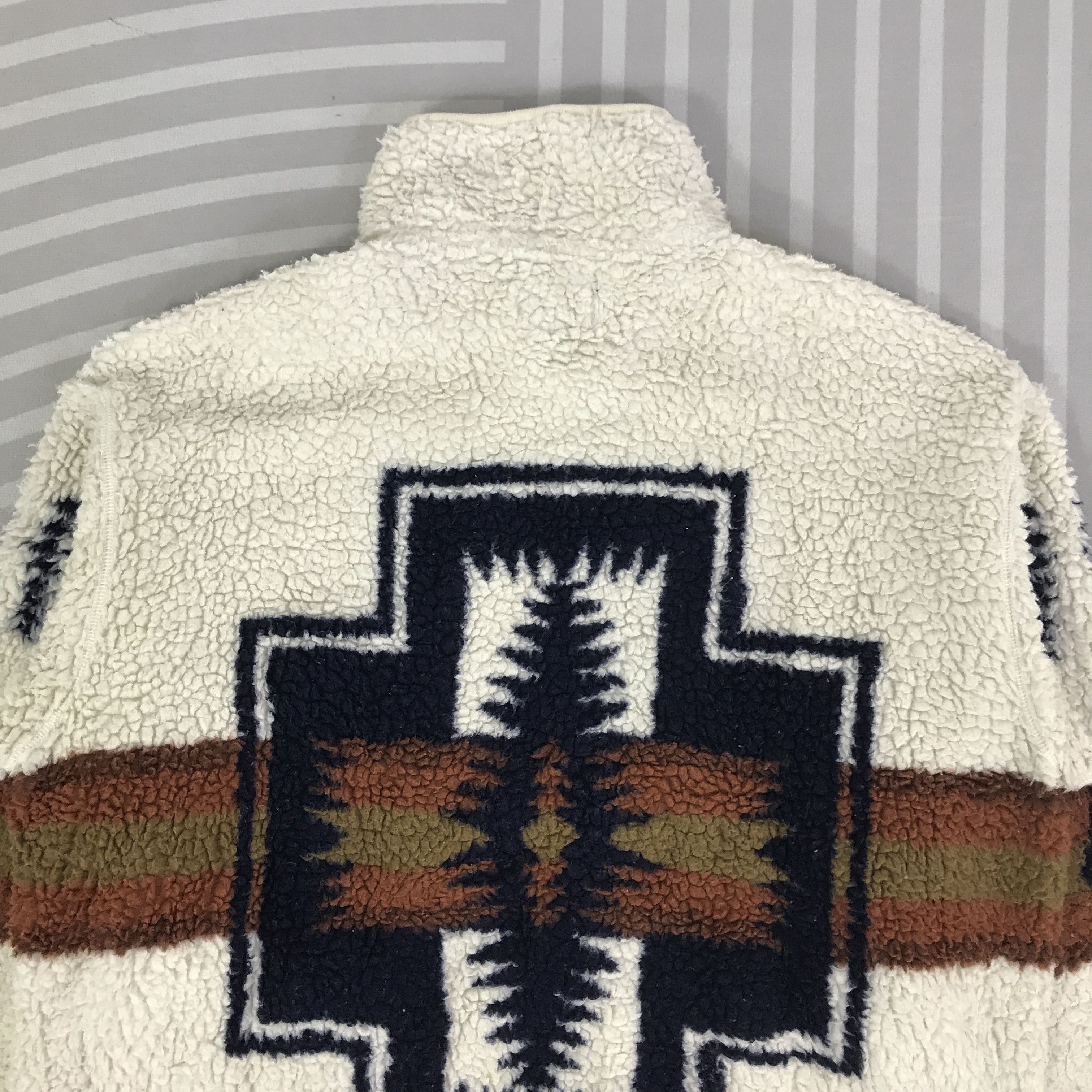 Pendleton Vintage Pandleton navajo sherpa Jacket K85B18 Size US L / EU 52-54 / 3 - 4 Thumbnail
