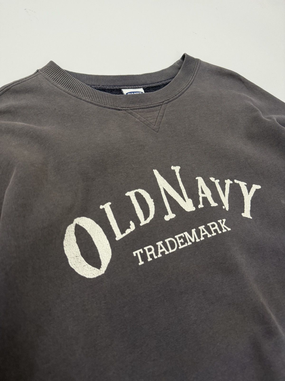 Old Navy 🔥 90's Japanese Distressed Sunfaded Old Navy Sweatshirt - L Size US S / EU 44-46 / 1 - 4 Thumbnail