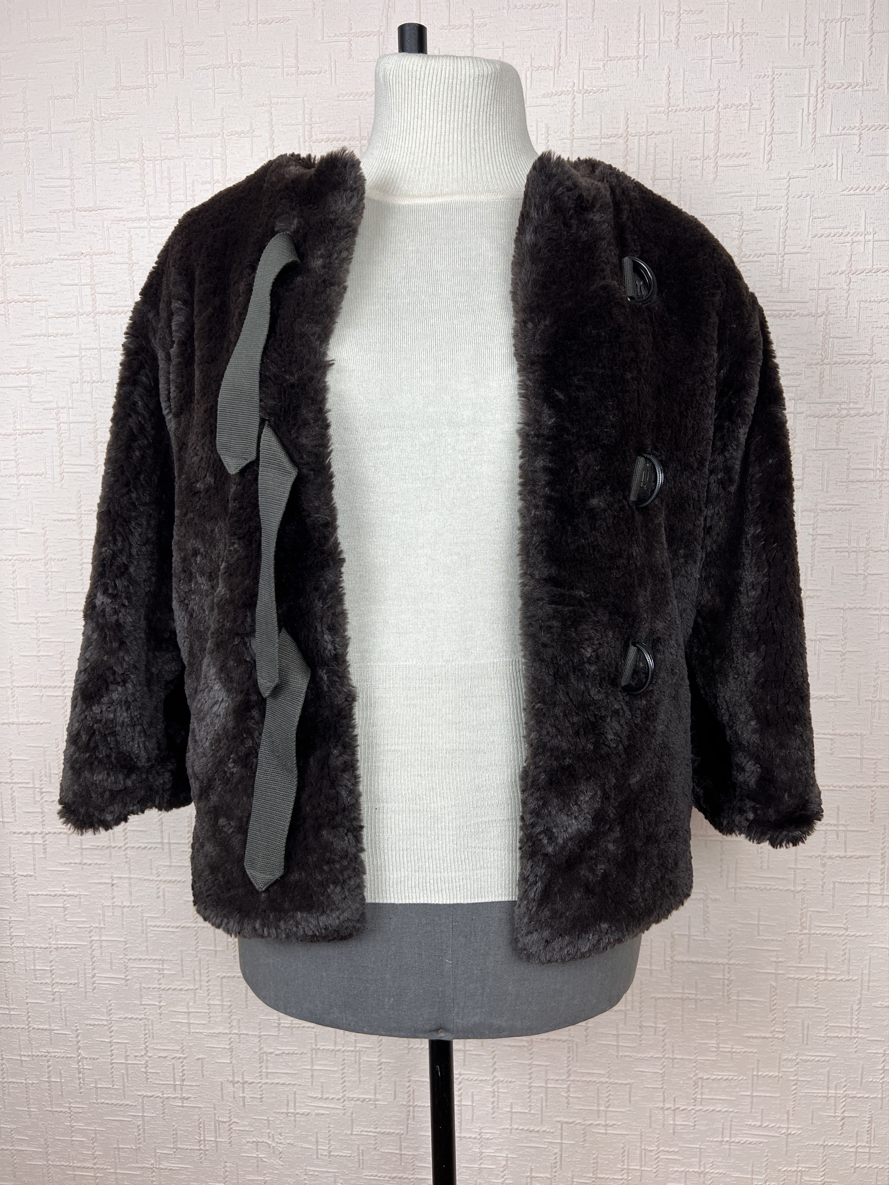 Cop Copine Cop Copine Short Faux Fur Coat with D-Ring Closure Size S Size S / US 4 / IT 40 - 4 Thumbnail