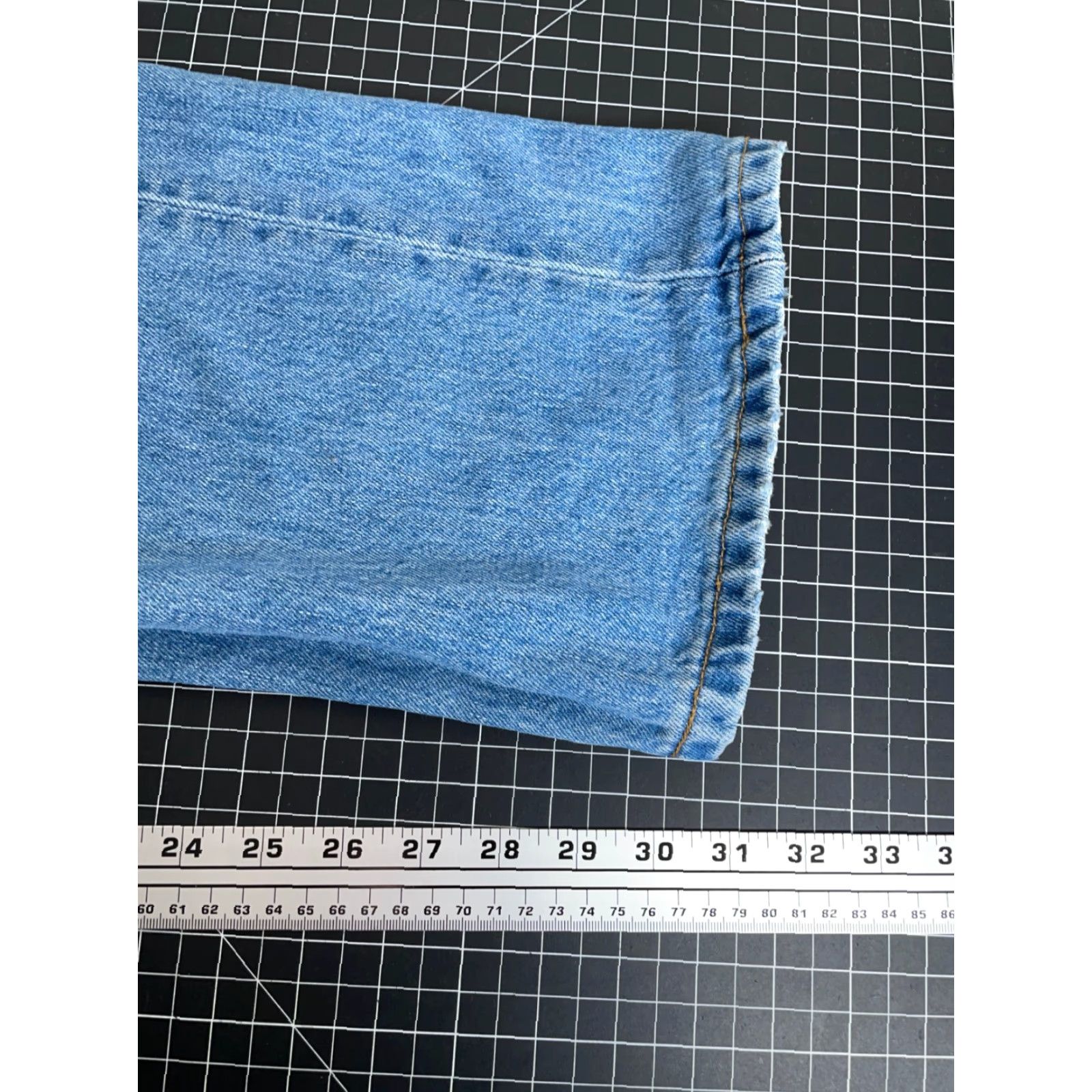Levi's VINTAGE Levi's 501 Jeans Men's Regular Fit Straight Blue Denim Spring Summer Fall Winter 34x31 Size US 34 / EU 50 - 6 Thumbnail
