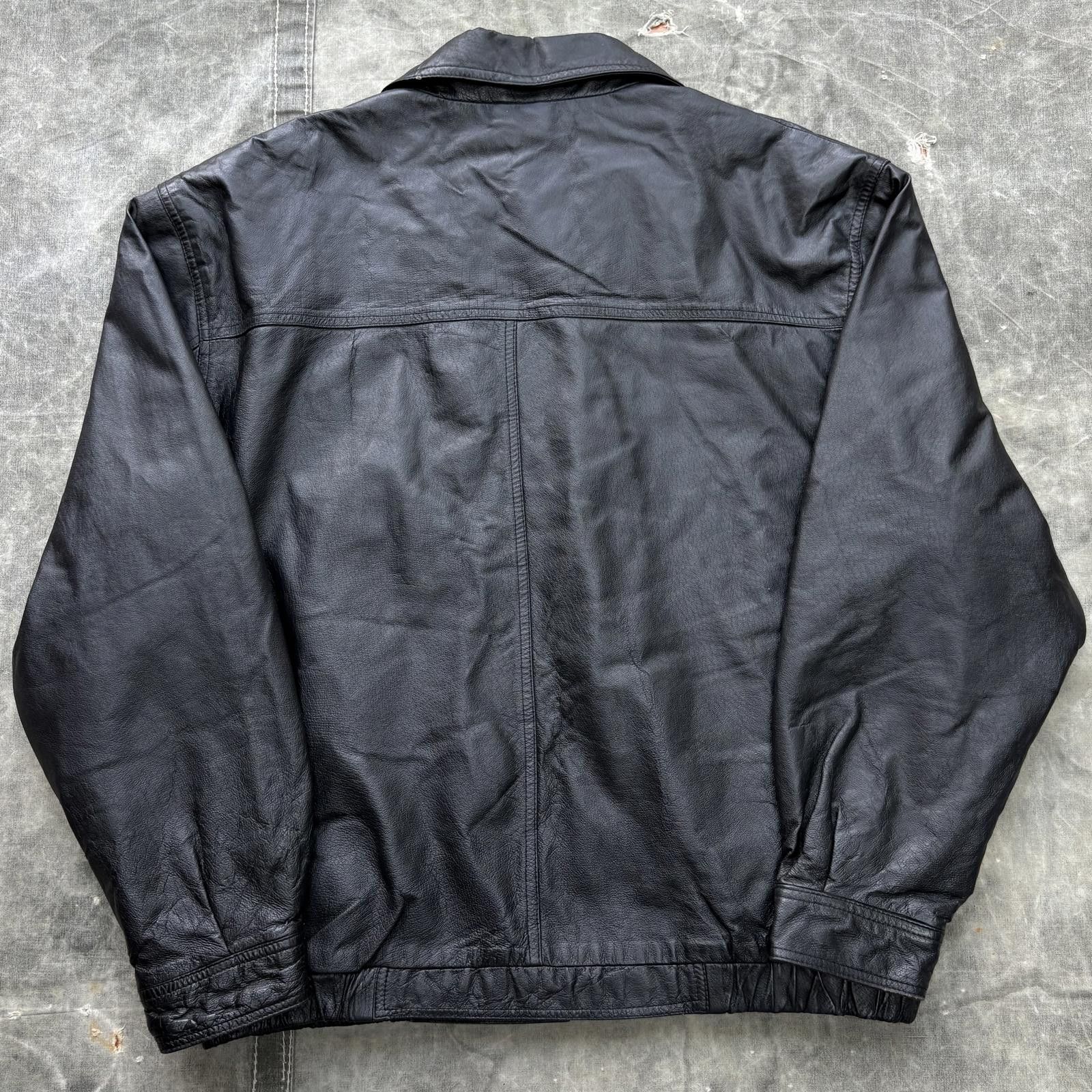 Vintage Vintage 90s Black Leather Grunge Skate Flight Bomber Jacket Size US XL / EU 56 / 4 - 7 Thumbnail