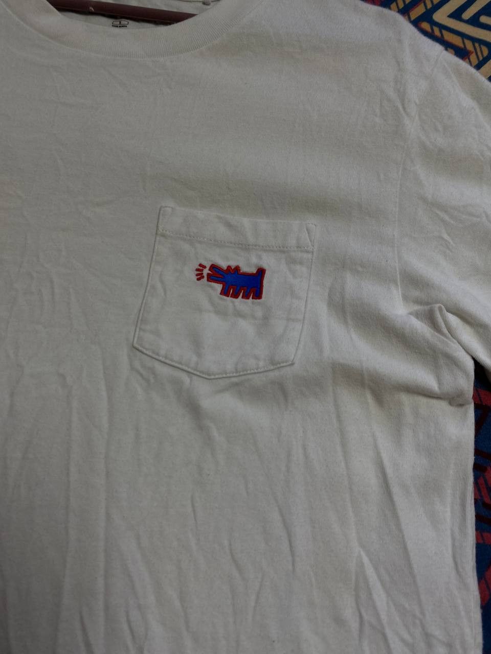 Uniqlo Streetwear T-Shirt Uniqlo x Keith Haring logo Y2K Vintage Size US L / EU 52-54 / 3 - 6 Thumbnail