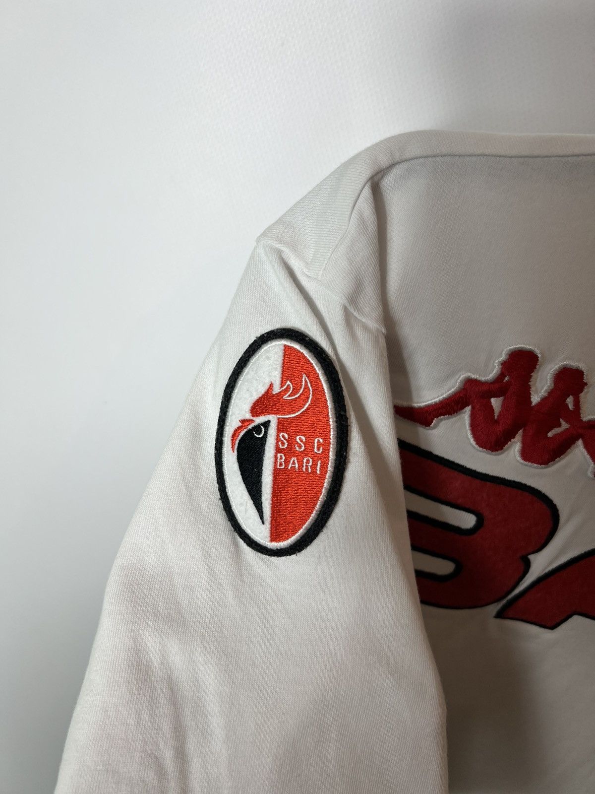 Kappa Vintage soccer Kappa SSC BARI Italian Serie B Eroi T-Shirt Size US XL / EU 56 / 4 - 4 Thumbnail