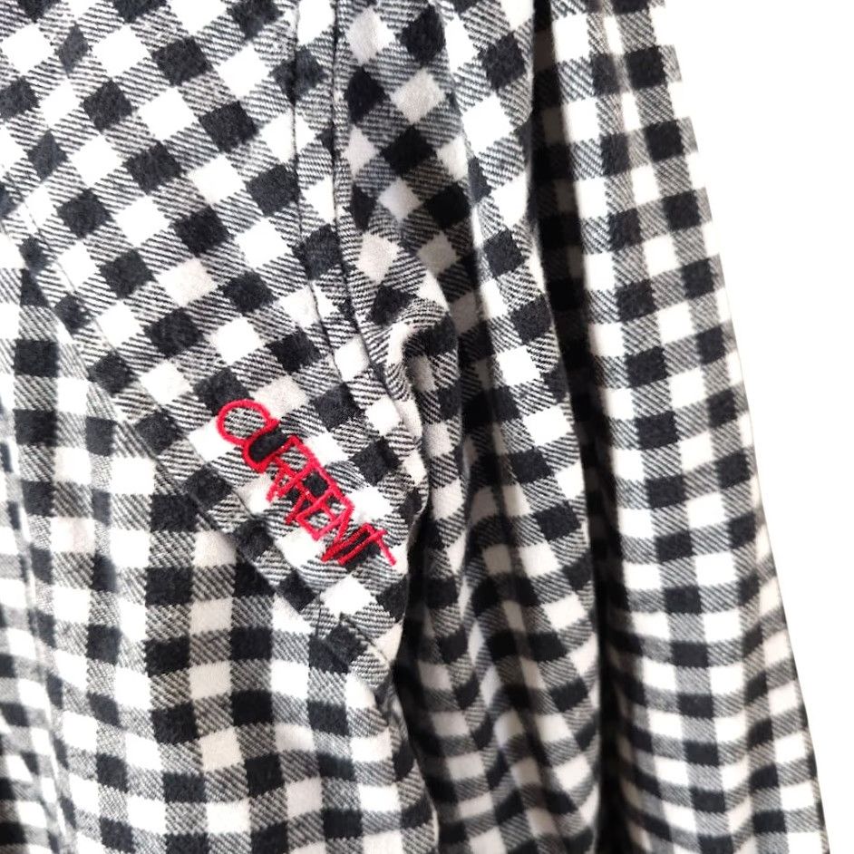 Vintage Current Checked Shirt Mens Size Large Black White Plaid Skater Surf & Skate Shirt Size US L / EU 52-54 / 3 - 5 Thumbnail