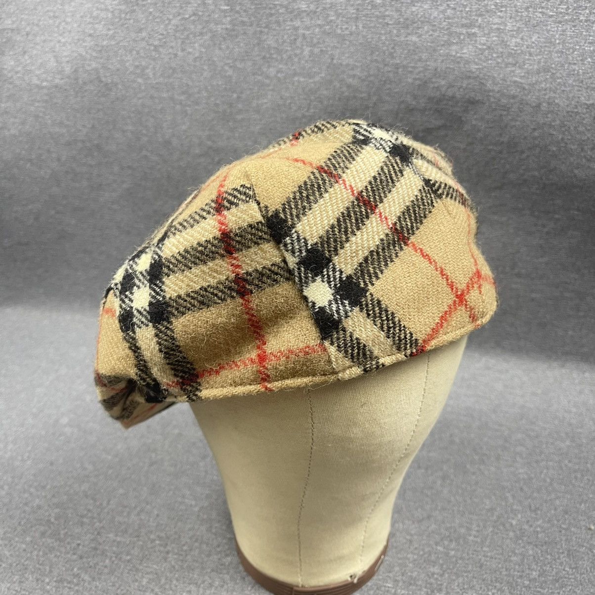 Burberry Burberry’s vintage nova check rare beret wool hat Size ONE SIZE - 13 Thumbnail