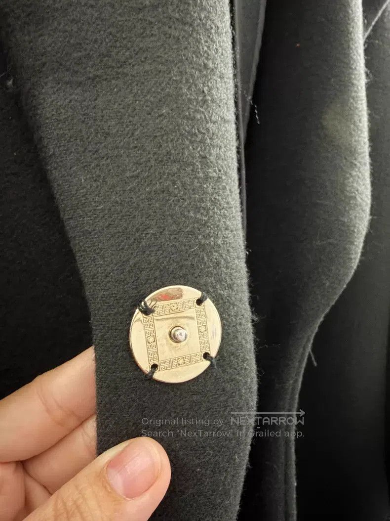 Versace Versace Black wool coat Size M / US 6-8 / IT 42-44 - 8 Thumbnail