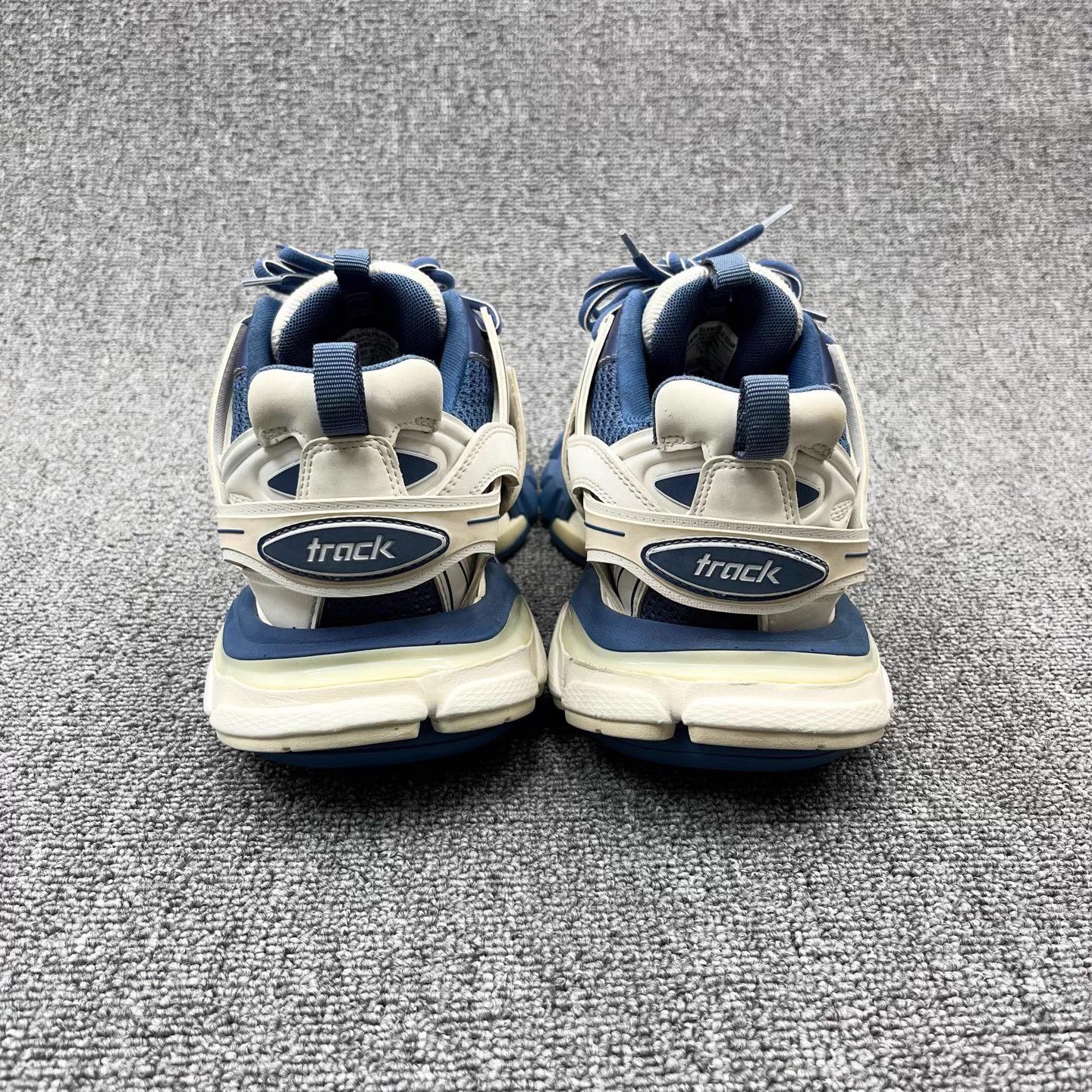 Balenciaga Balenciaga Track White/Blue Colorblocked Distressed Dad 40 Size US 7 / EU 40 - 4 Thumbnail