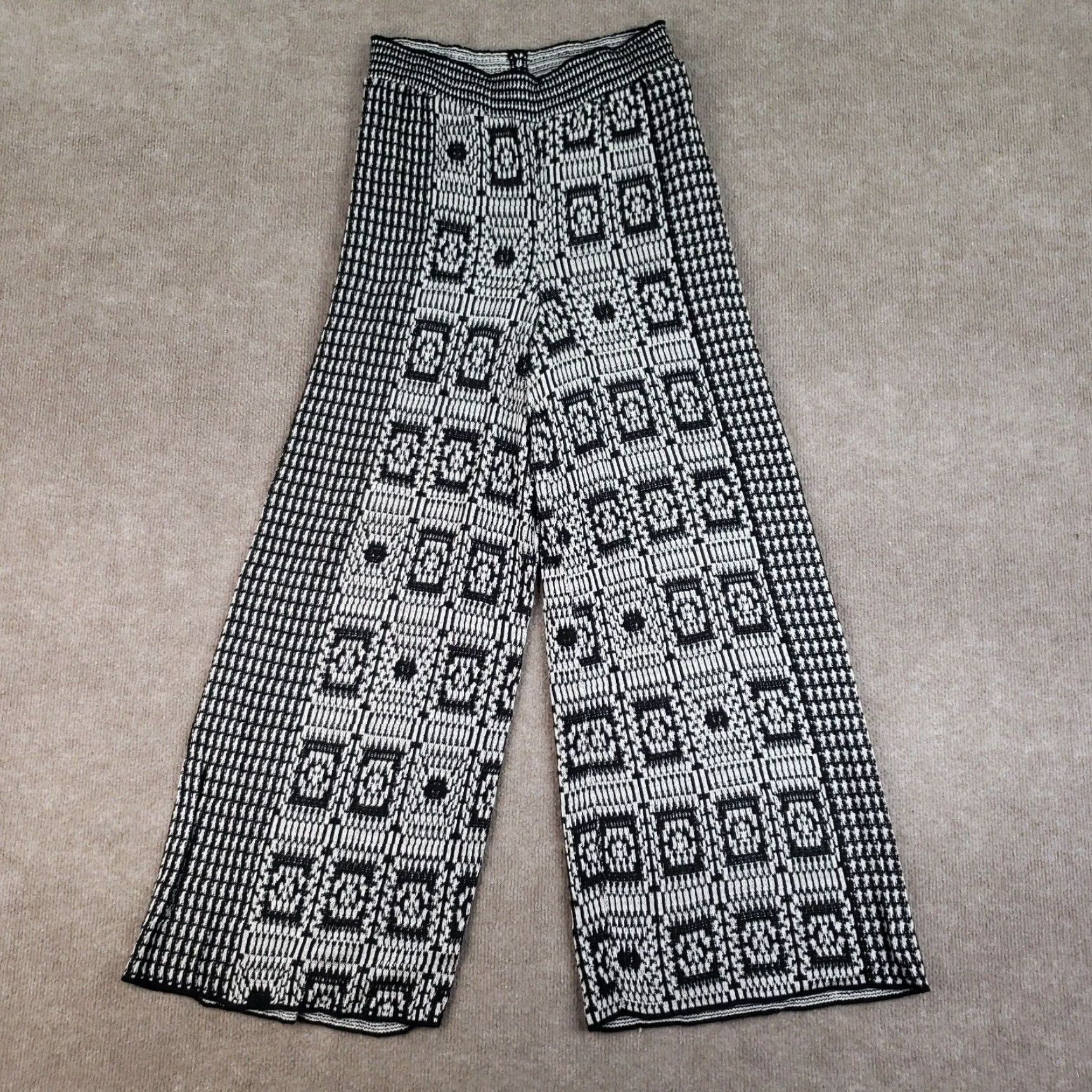 Anthropologie Anthropologie Pants Womens Medium Black White Abstract Size 28" / US 6 / IT 42 - 1 Thumbnail