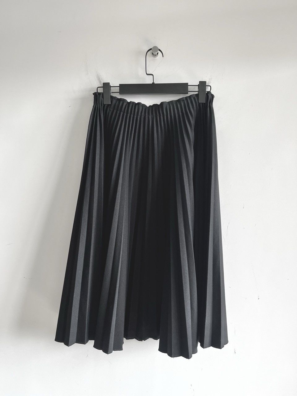 Comme des Garcons Black COMME des GARCONS - Fine Lined Pleated Long Skirt Size 27" / US 4 / IT 40 - 2 Thumbnail