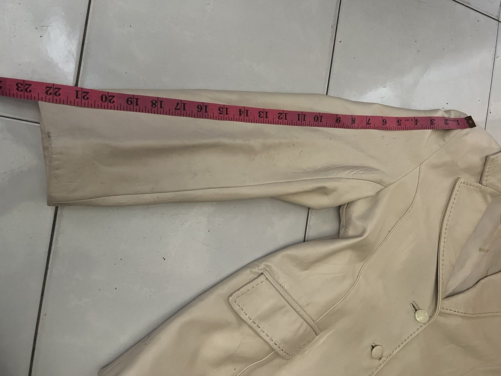 Balmain Nice🔥 Balmain vintage leather jacket single breasted Size US M / EU 48-50 / 2 - 12 Thumbnail