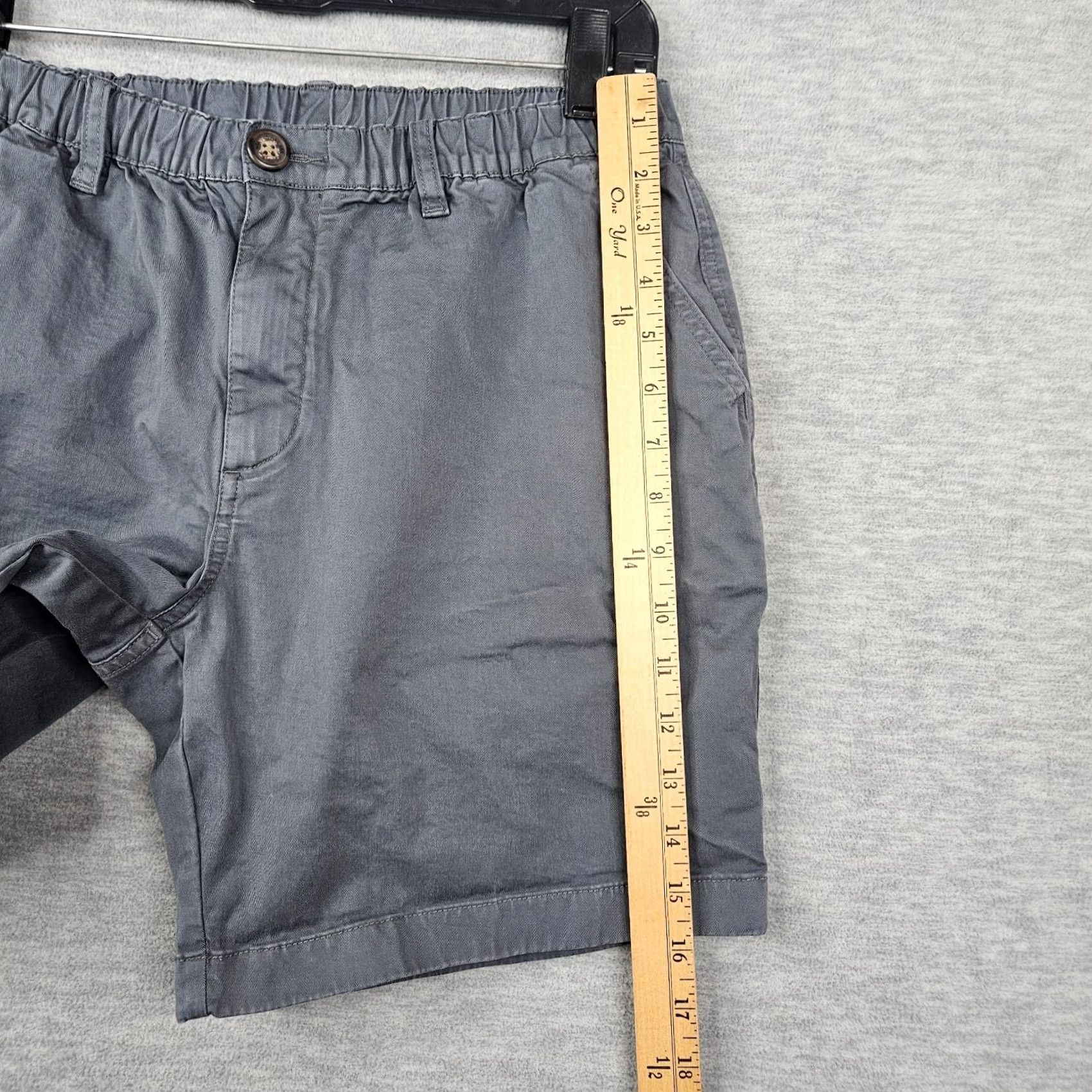 Chubbies Chubbies Mens Dark Gray Elastic Waist Casual Pockets Shorts Size M Regular Color Gray Stone Front Logo Button Pocket Outdoor Men Shorts Size US 31 - 8 Thumbnail