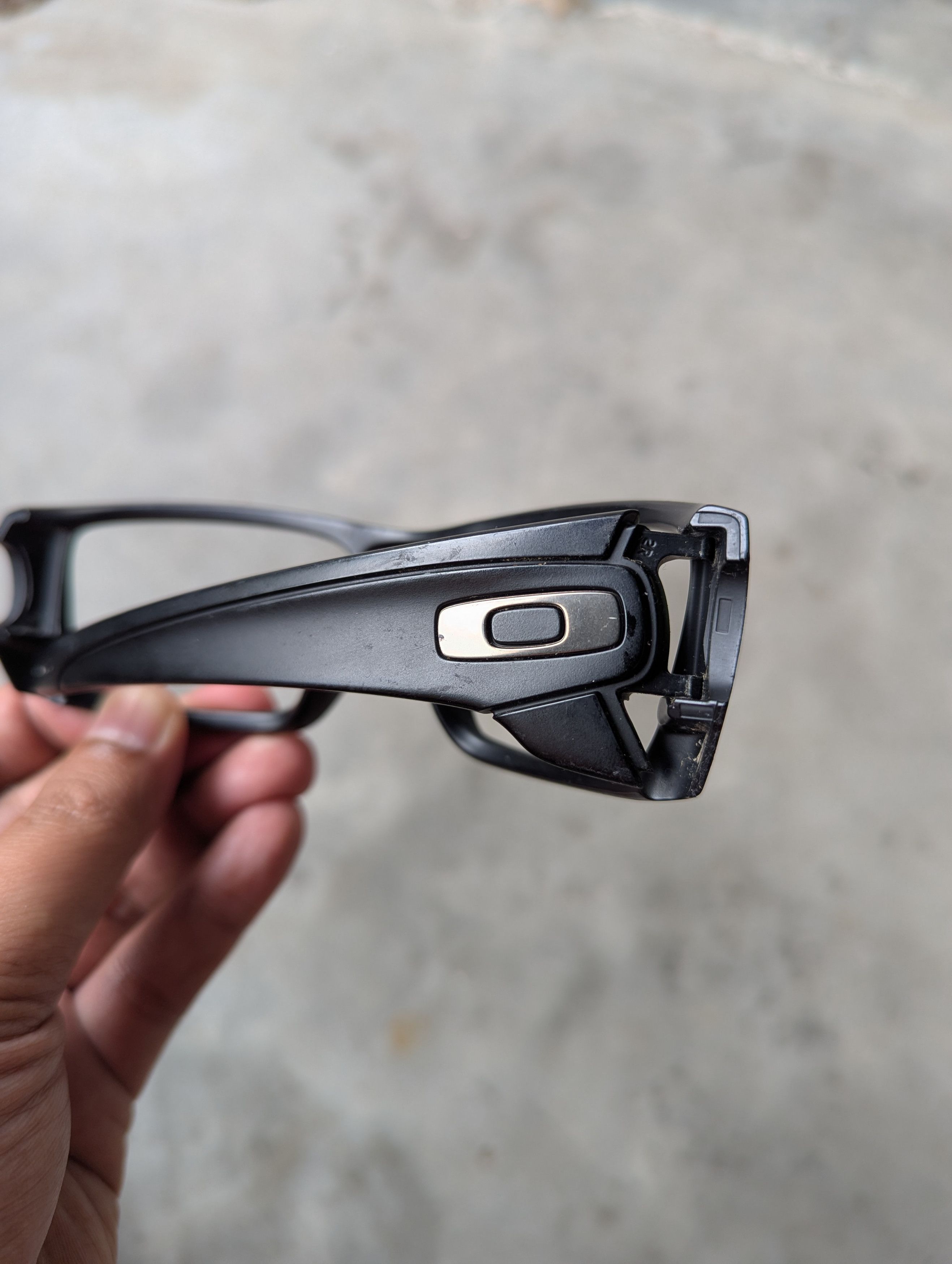 Oakley Oakley Fuel Cell Sunglasses Frame Size ONE SIZE - 3 Thumbnail