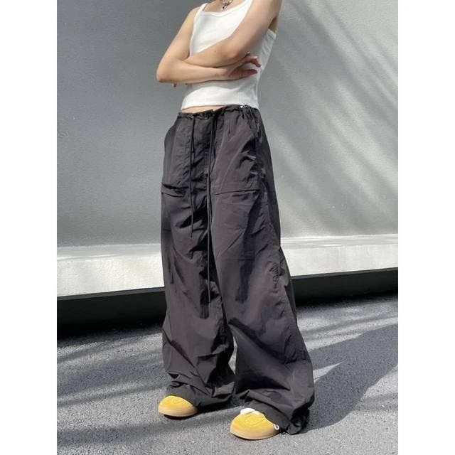 image of Vintage Women's Stylish Wide Cargo Pants in Dark Grey (Size 28)