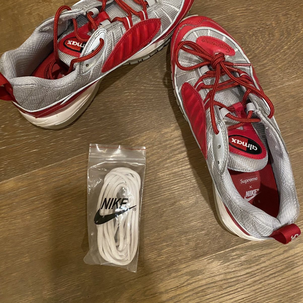 Supreme Supreme nike Air Max 98 Varsity Red Size US 9 / EU 42 - 2 Thumbnail