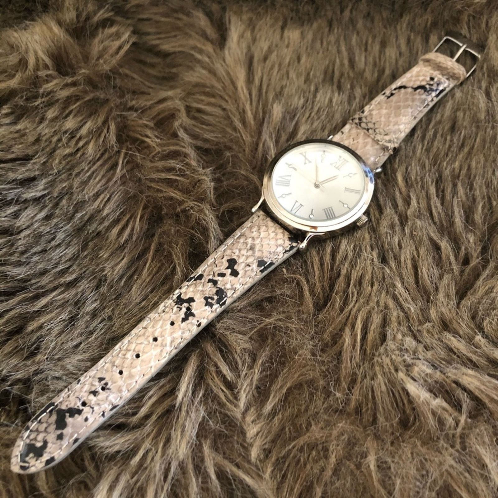 Jewelry Ladies Roman numeral snake skin leather band watch Size ONE SIZE - 5 Thumbnail