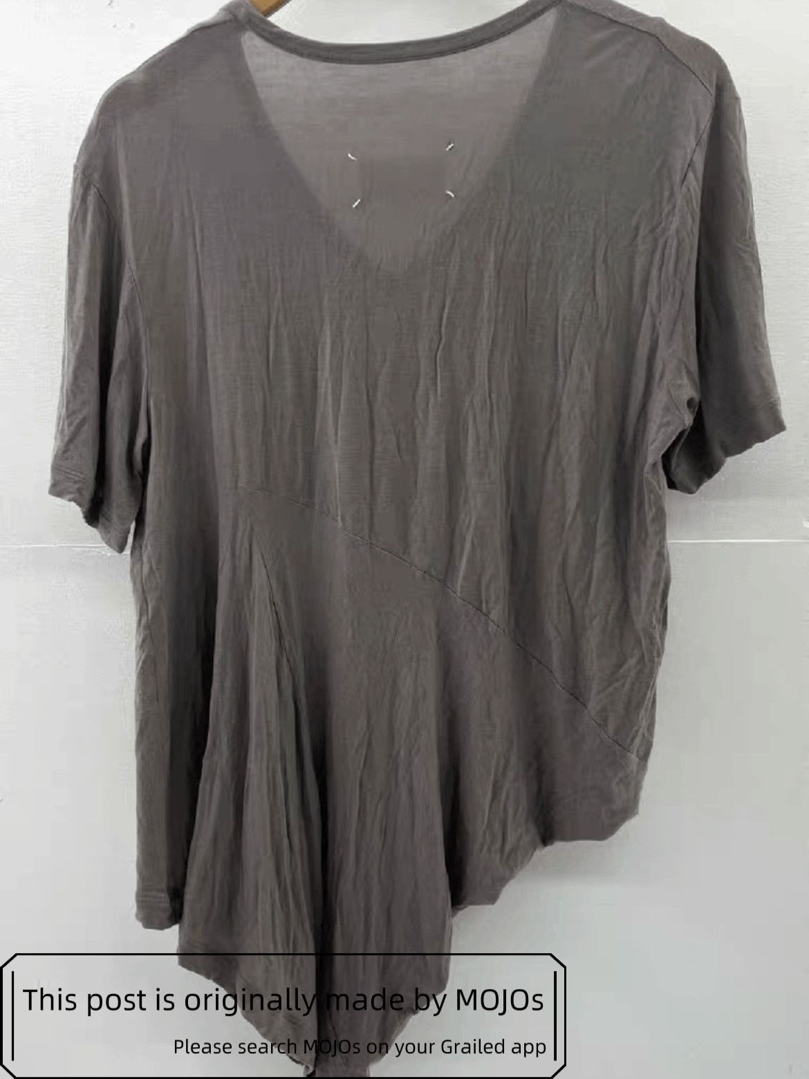 Maison Margiela Maison Margiela Unevenness V-neck Tee Size US XL / EU 56 / 4 - 2 Thumbnail