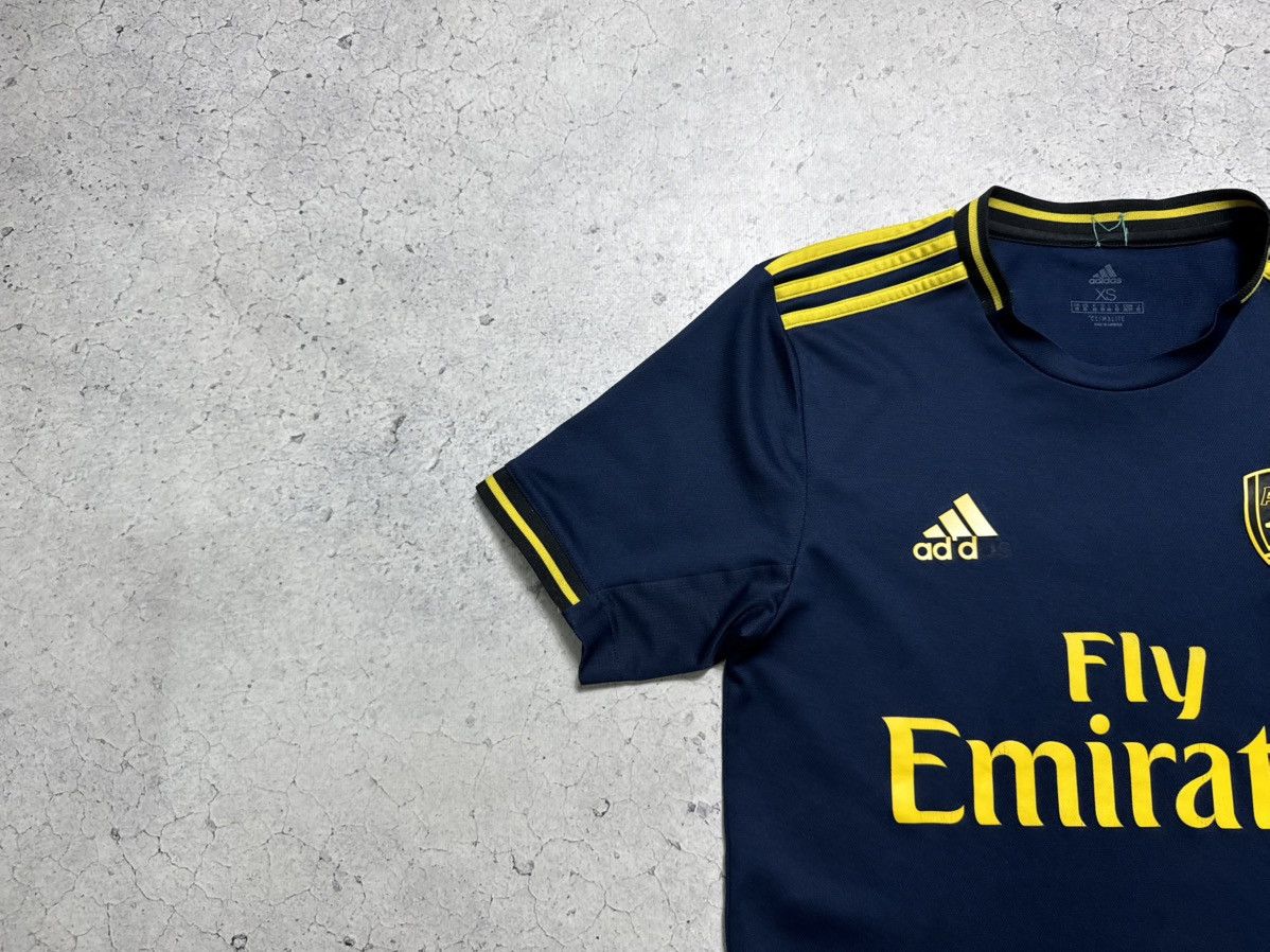 Adidas Adidas FC Arsenal London Vintage Soccer Jersey 2019/2020 Size US XS / EU 42 / 0 - 4 Thumbnail