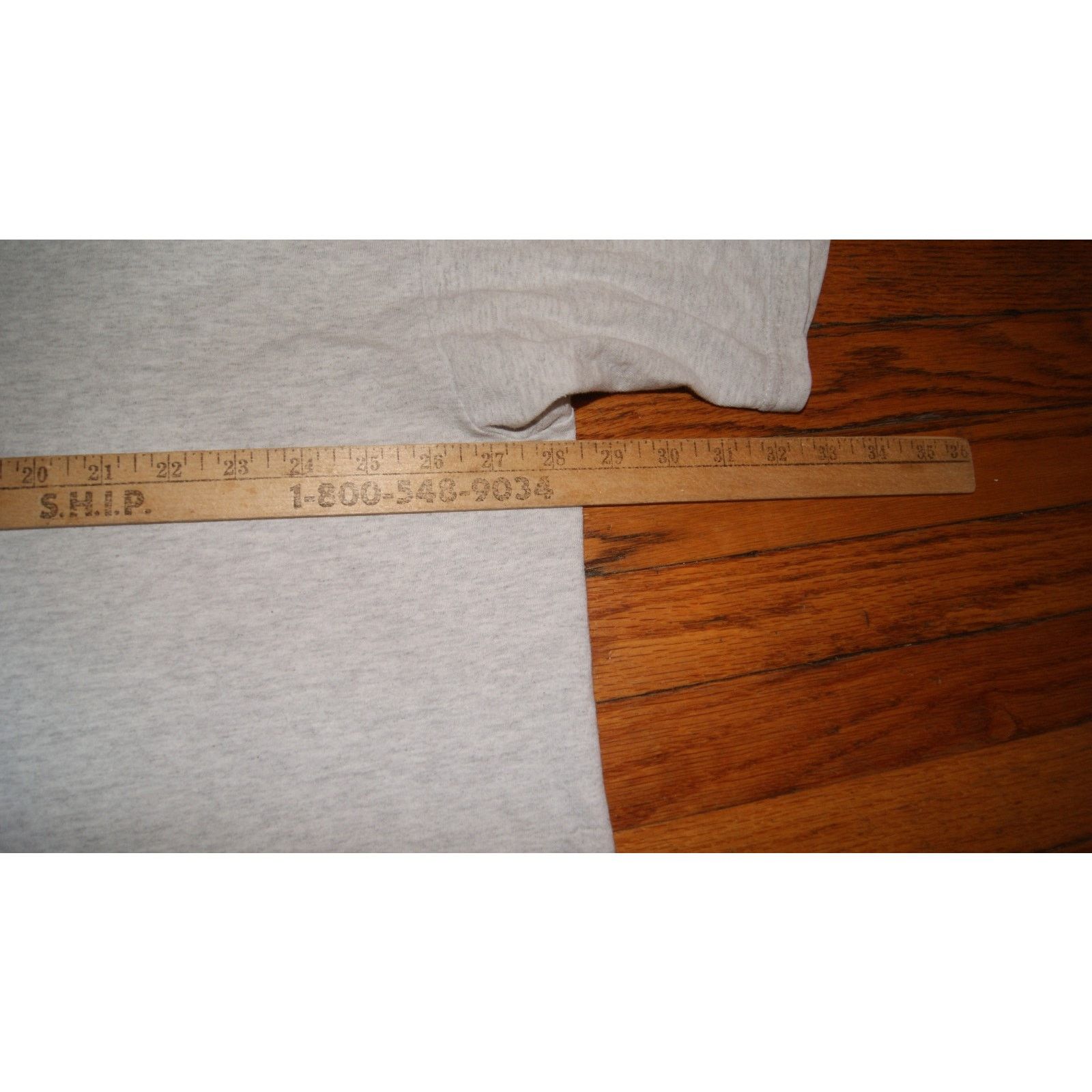 Delta VTG Cleveland Browns TShirt Men 3XL Gray Football Helmet USA Size US XXL / EU 58 / 5 - 7 Thumbnail