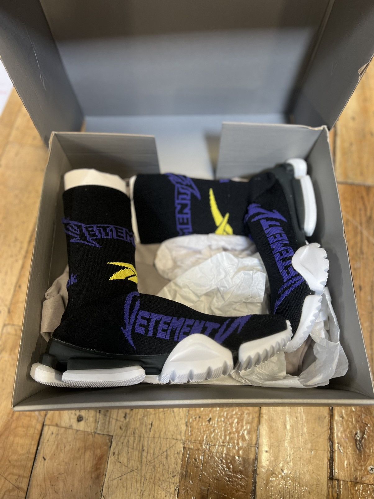 Reebok × Vetements Vetements x Reebok sock boots Size US 8 / EU 41 - 3 Thumbnail