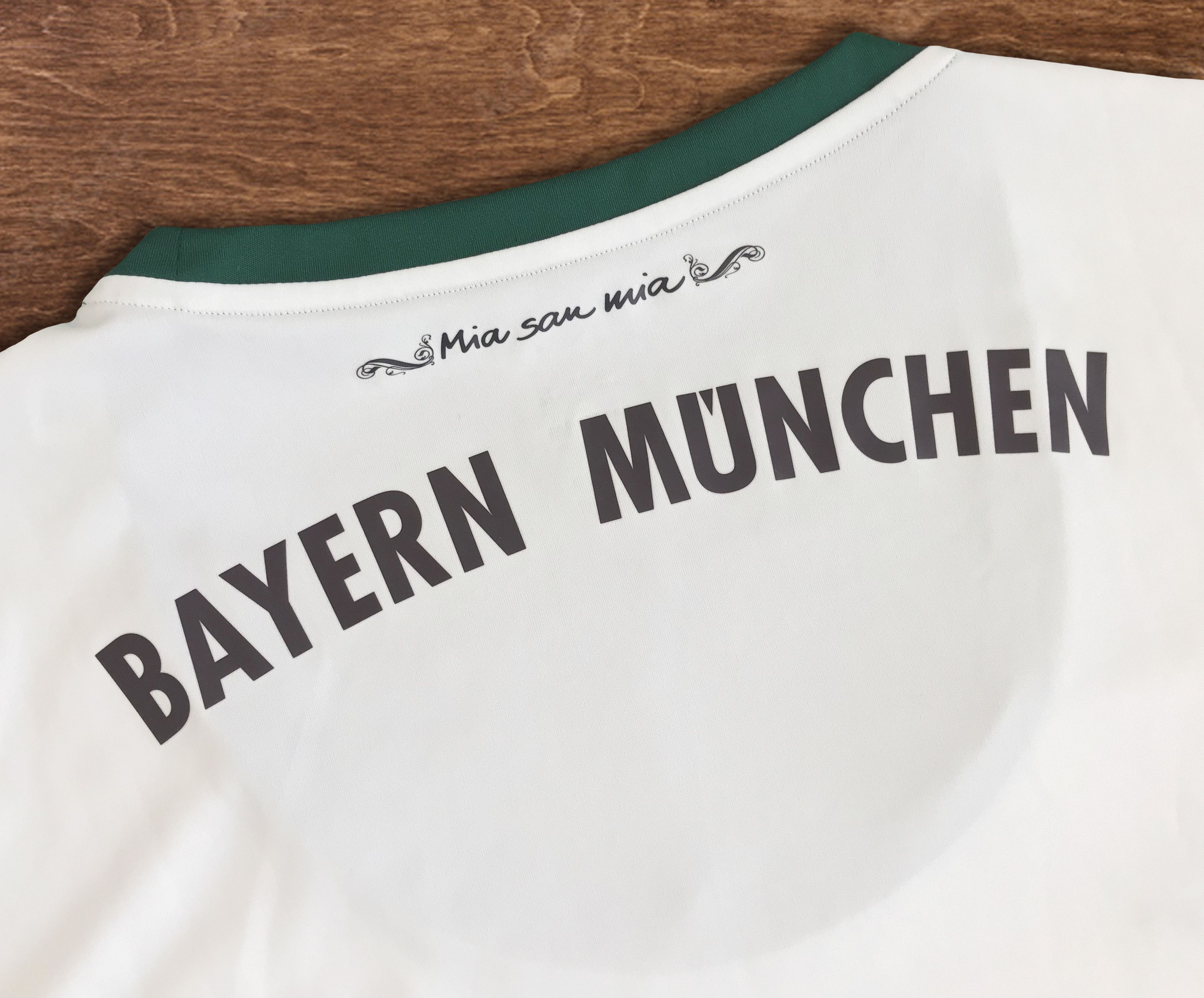 Adidas Y2K ADIDAS Bayern Munchen Jersey Shirt Football Soccer Away Size XL / US 12-14 / IT 48-50 - 4 Thumbnail
