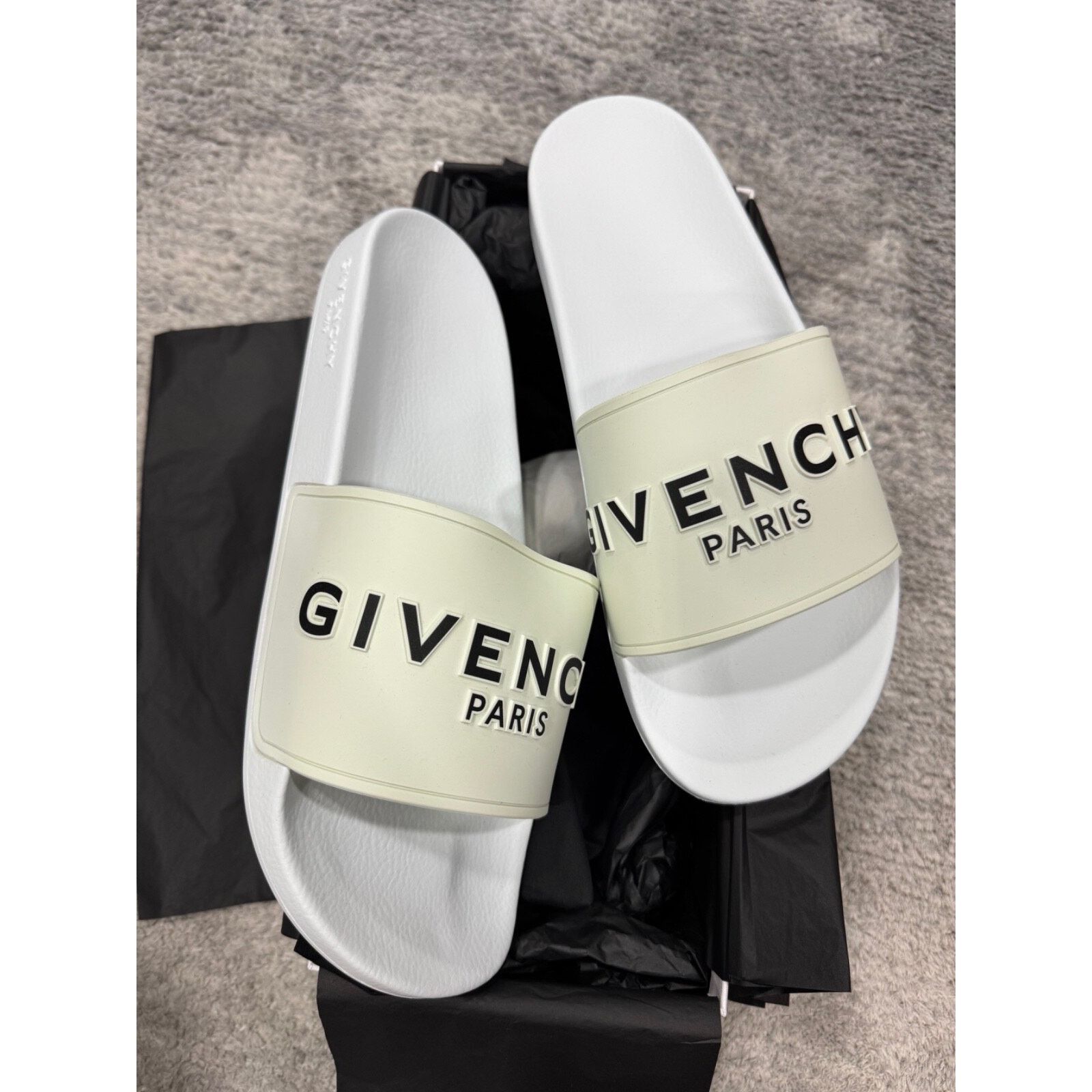 Givenchy Givenchy Mens Pool Flat Beach Sandal Slide Slip On 45 12 Size US 12 / EU 45 - 6 Thumbnail