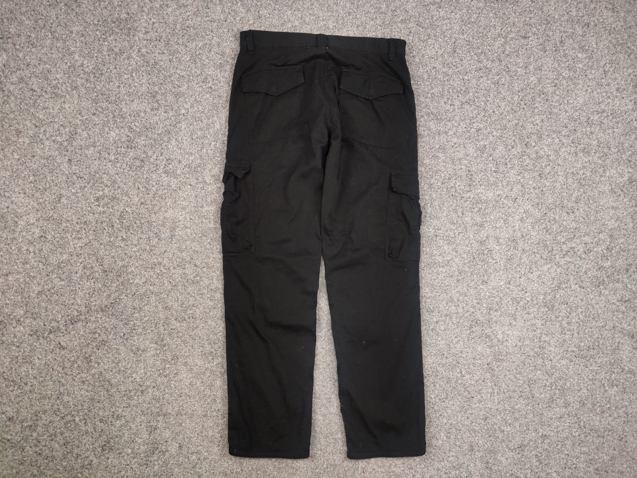 Japanese Brand Vintage Japanese Black Cargo Workwear Y2K Style Pants Size US 30 / EU 46 - 8 Thumbnail