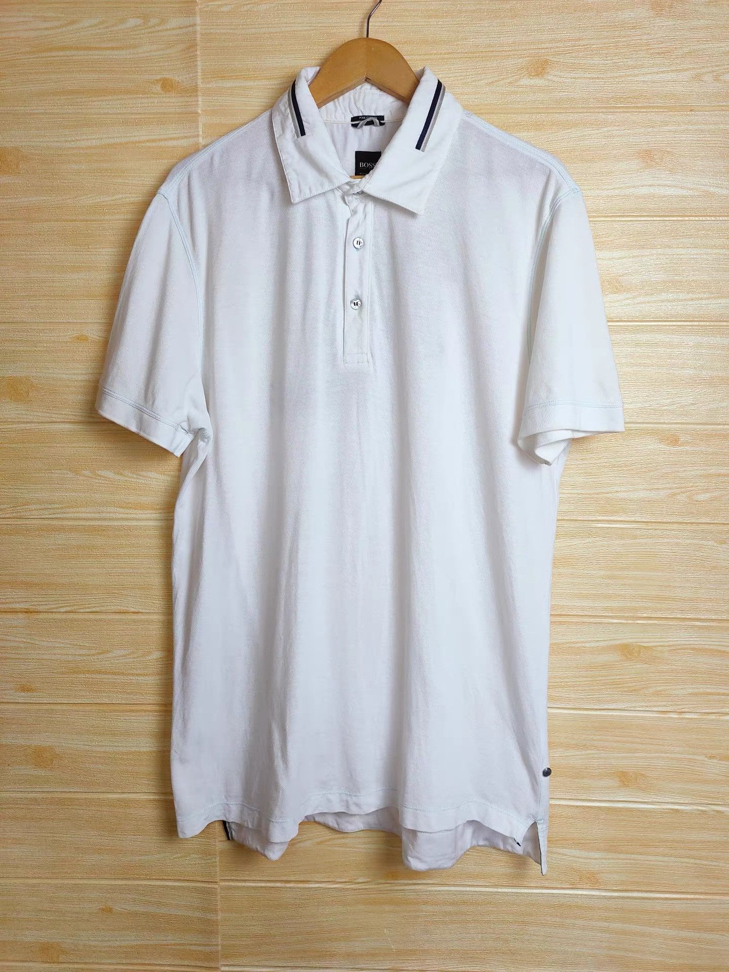 Hugo Boss Hugo Boss Men's White Short Sleeve Top K29 Size US XXL / EU 58 / 5 - 1 Thumbnail