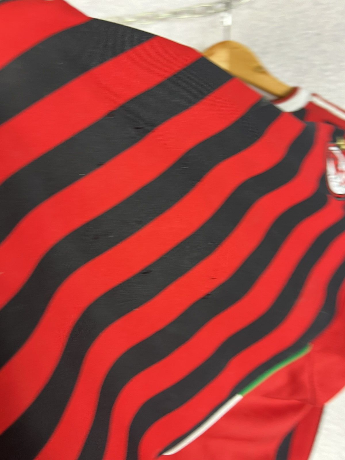 Adidas Vintage AC Milan Adidas Distressed Soccer Jersey Shirt Size US L / EU 52-54 / 3 - 9 Thumbnail