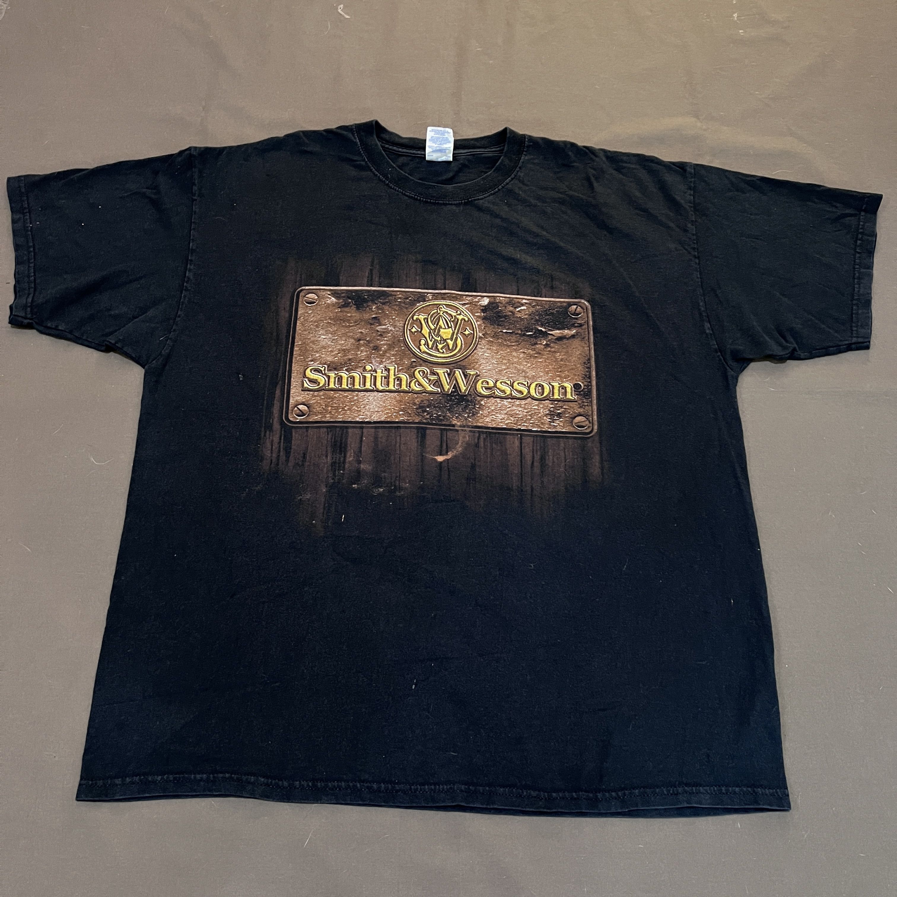 Other Vintage Y2K Smith & Wesson Gun Promo Tee 2XL 911 Oversized Size US XXL / EU 58 / 5 - 2 Thumbnail