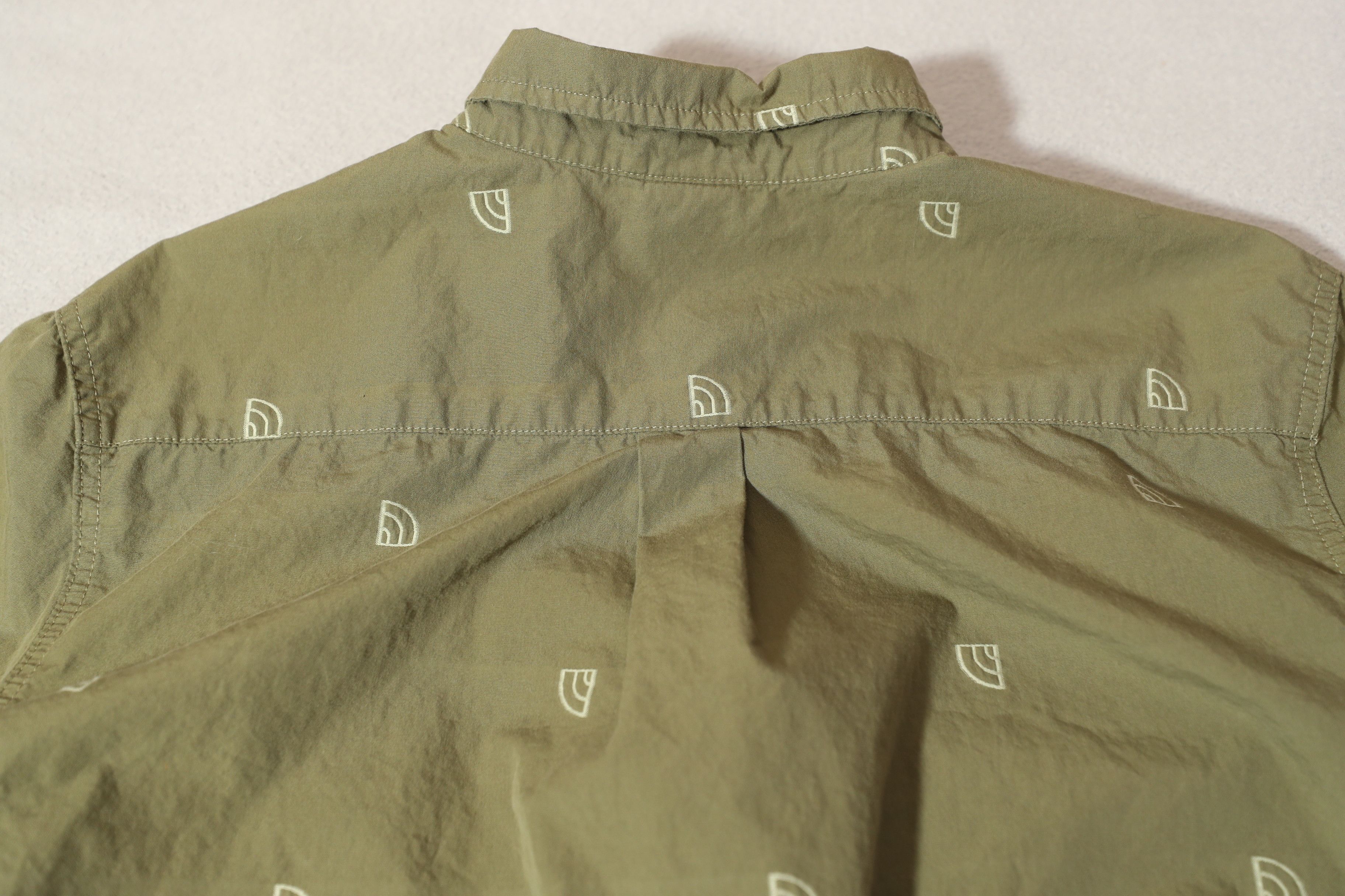 The North Face The North Face Baytrail Jacquard Shirt Half Dome Print (L) Size US L / EU 52-54 / 3 - 9 Thumbnail
