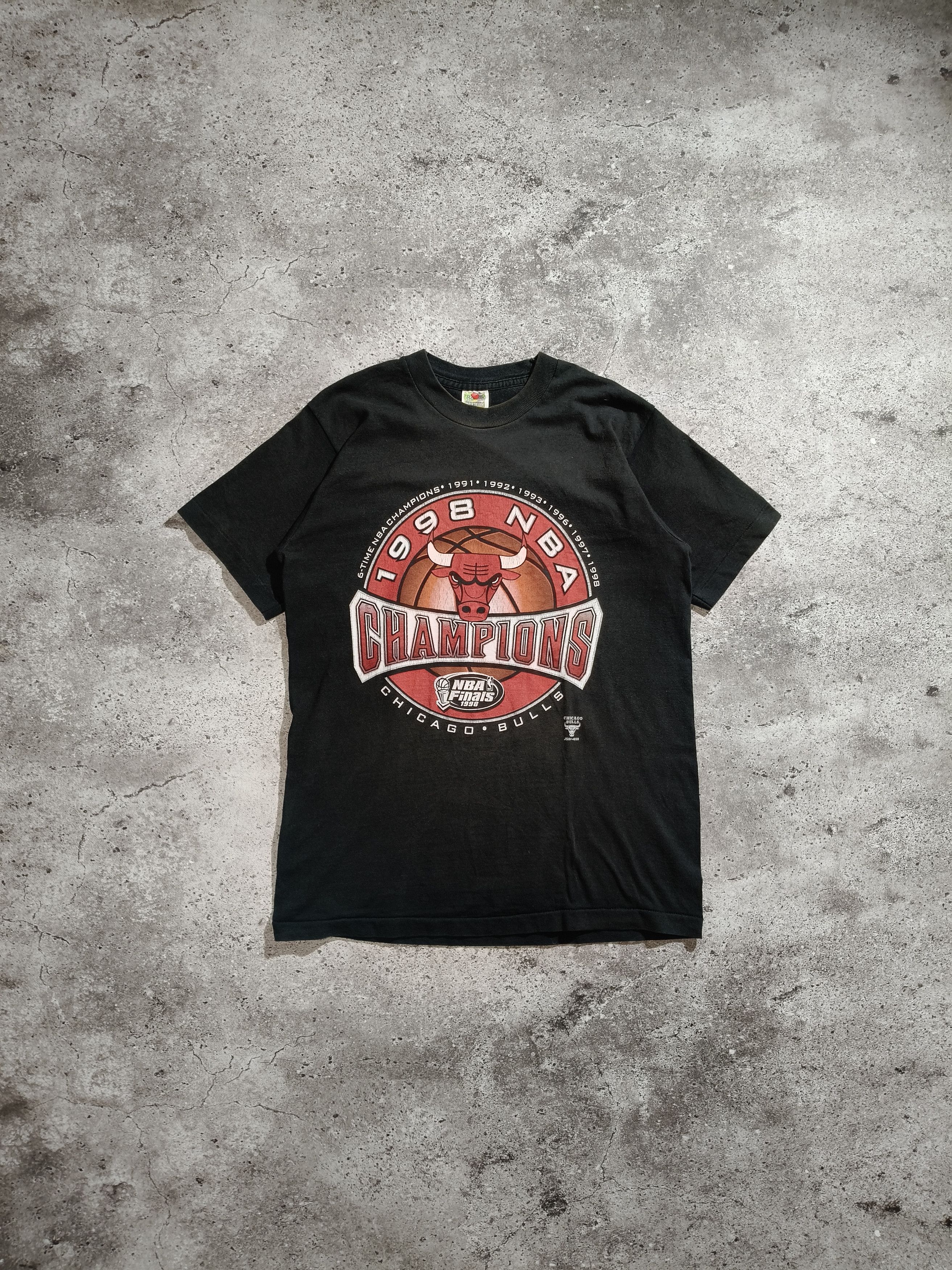 Vintage Vintage Chicago Bulls 1998 NBA Champions T-shirt Size US M / EU 48-50 / 2 - 1 Thumbnail