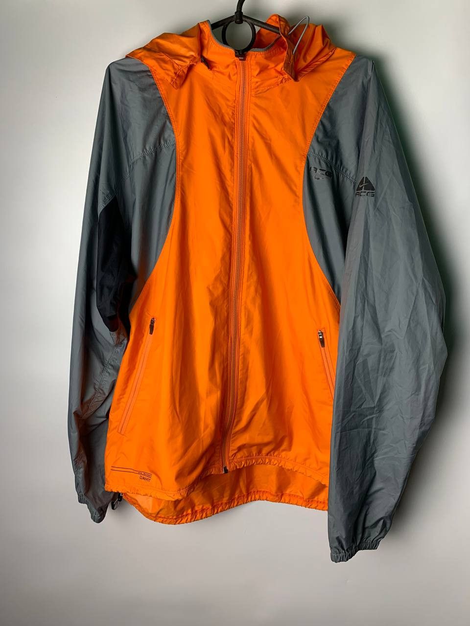 Image of Y2K Streetwear Nike Acg Climafit Jacket in Orange, Men's (Size XL)