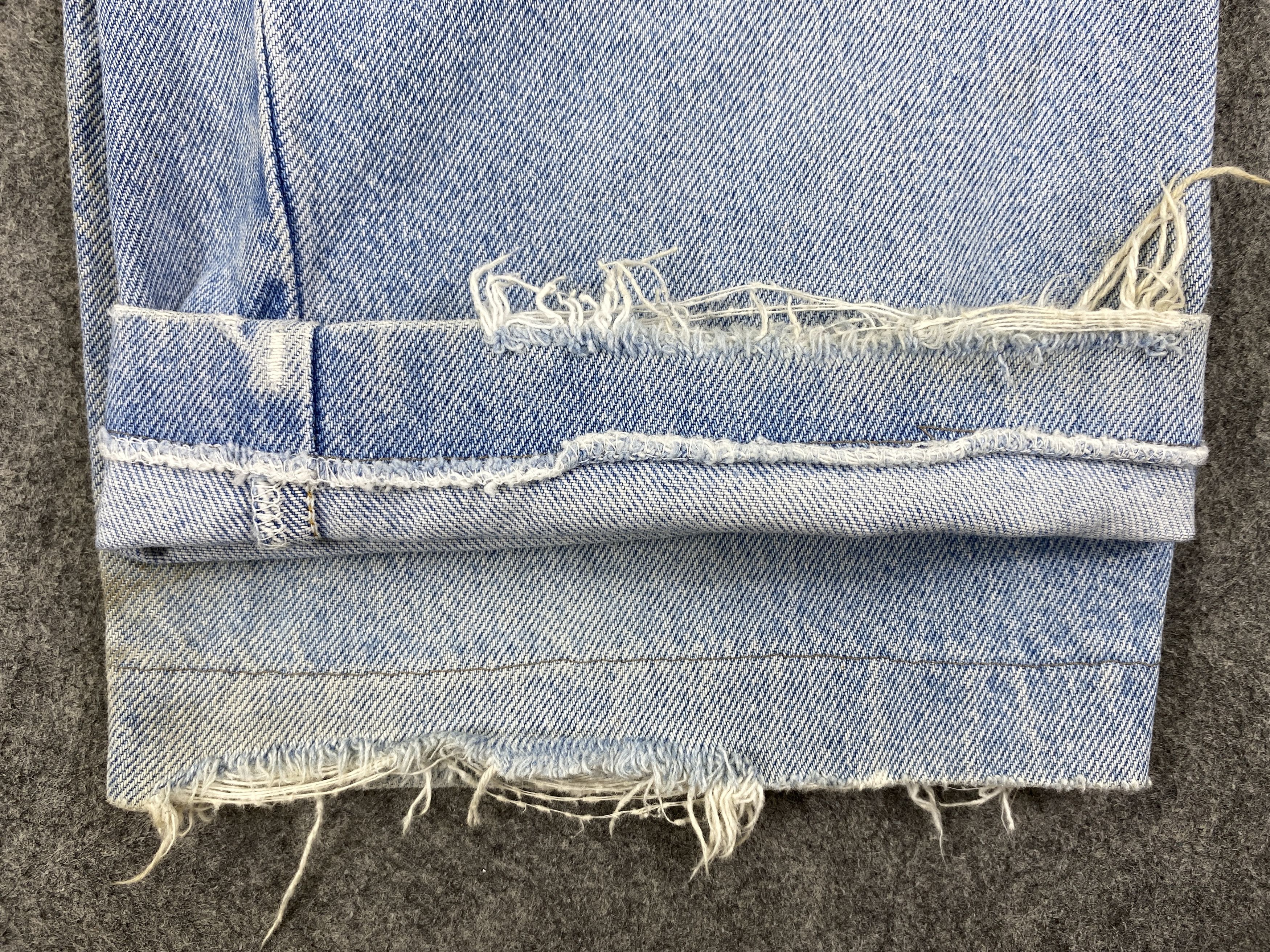 Levi's Light Blue Wash Vintage Levi's 634 Orange Tab 33x26.5 JN1776 Size US 33 - 12 Thumbnail
