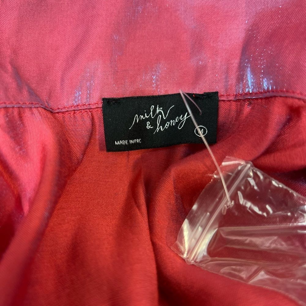 Other Milk & Honey Red Pink Sheer Crop Top Twist Front Long Sleeve Size M / US 6-8 / IT 42-44 - 7 Thumbnail