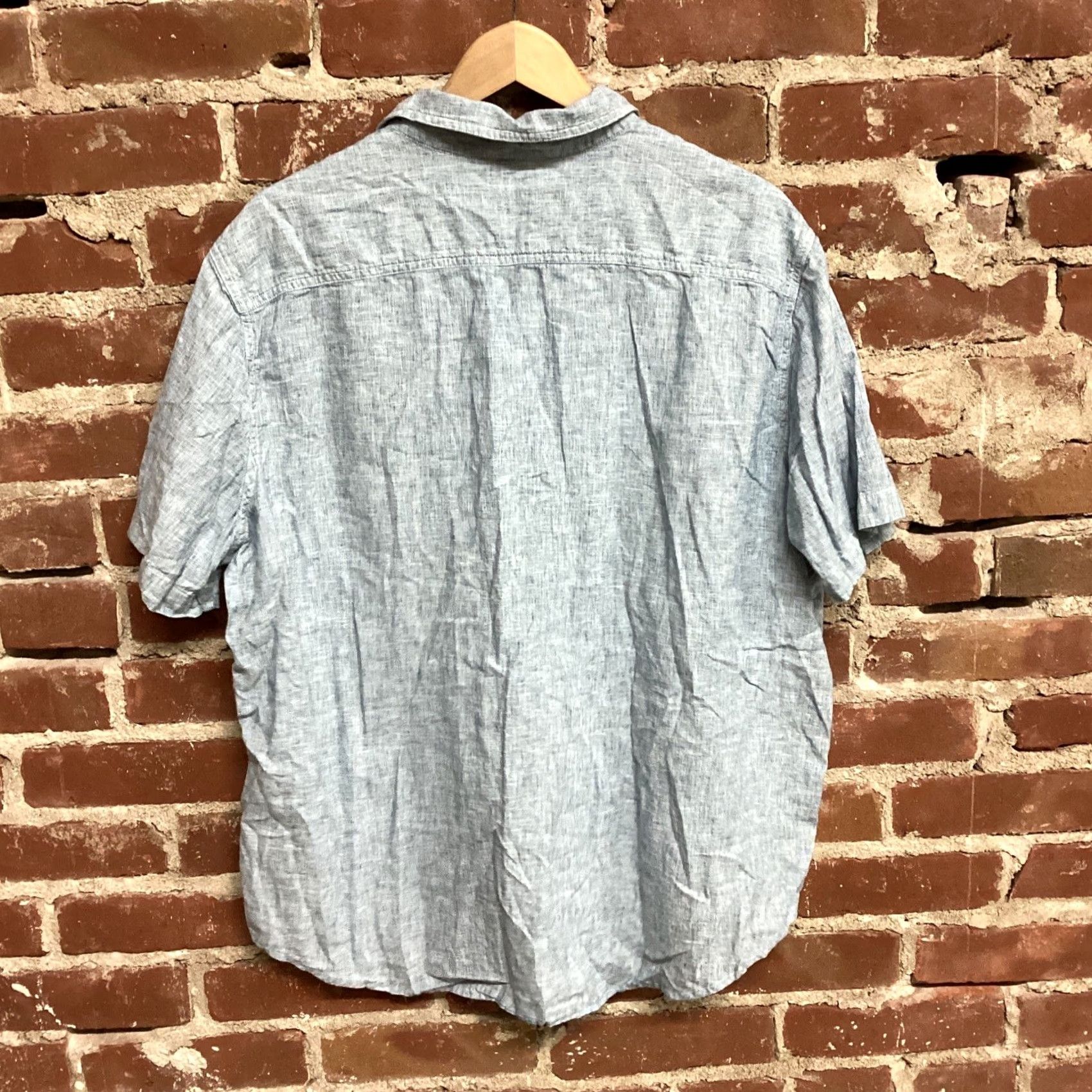 Levi's VINTAGE Levi's Mens Blue Linen Button Up Short Sleeve One Pocket XL Shirt Size US 36 / EU 52 - 2 Thumbnail