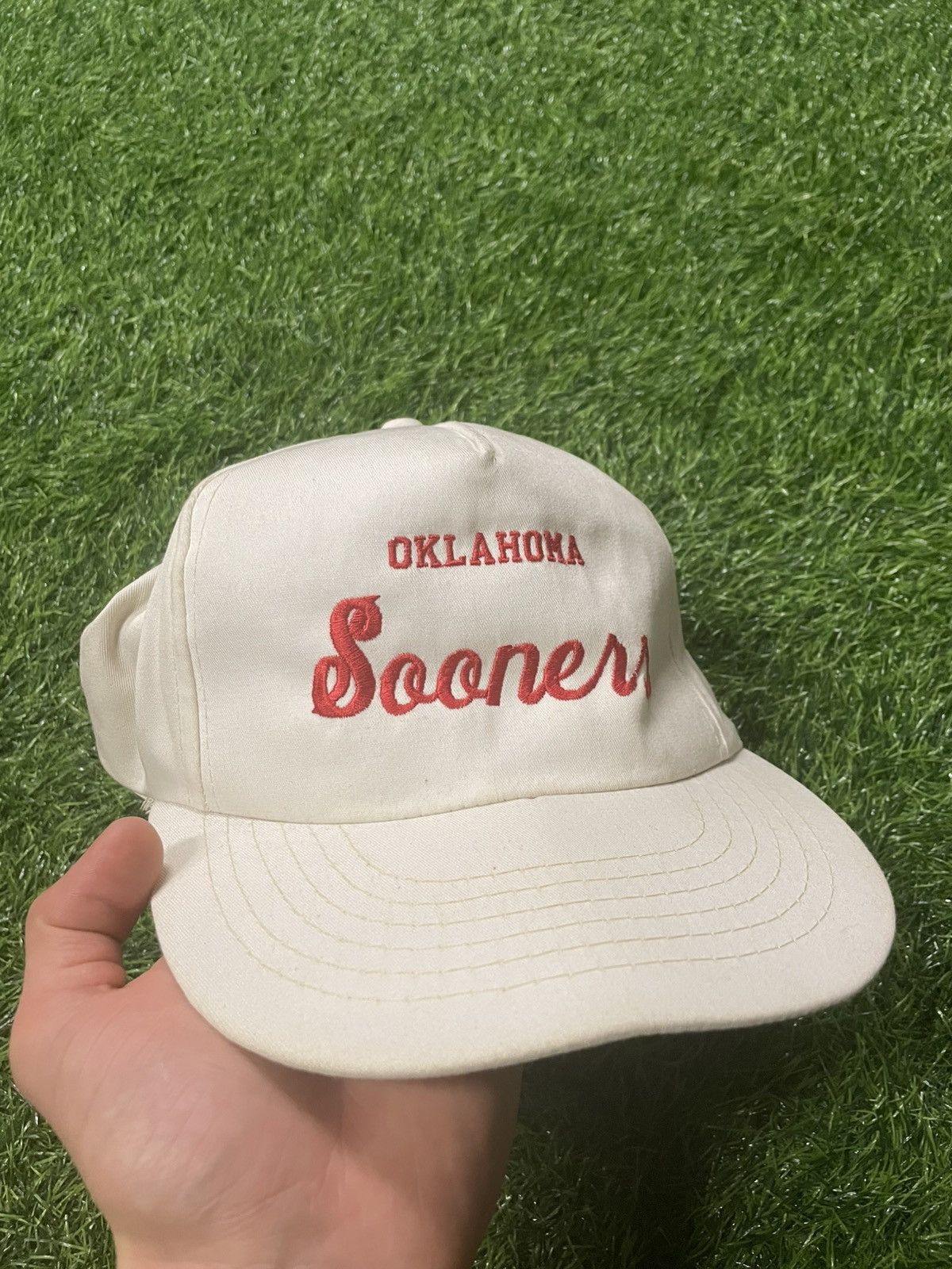 Vintage Vintage Oklahoma Sooners SnapBack Hat Size ONE SIZE - 1 Thumbnail