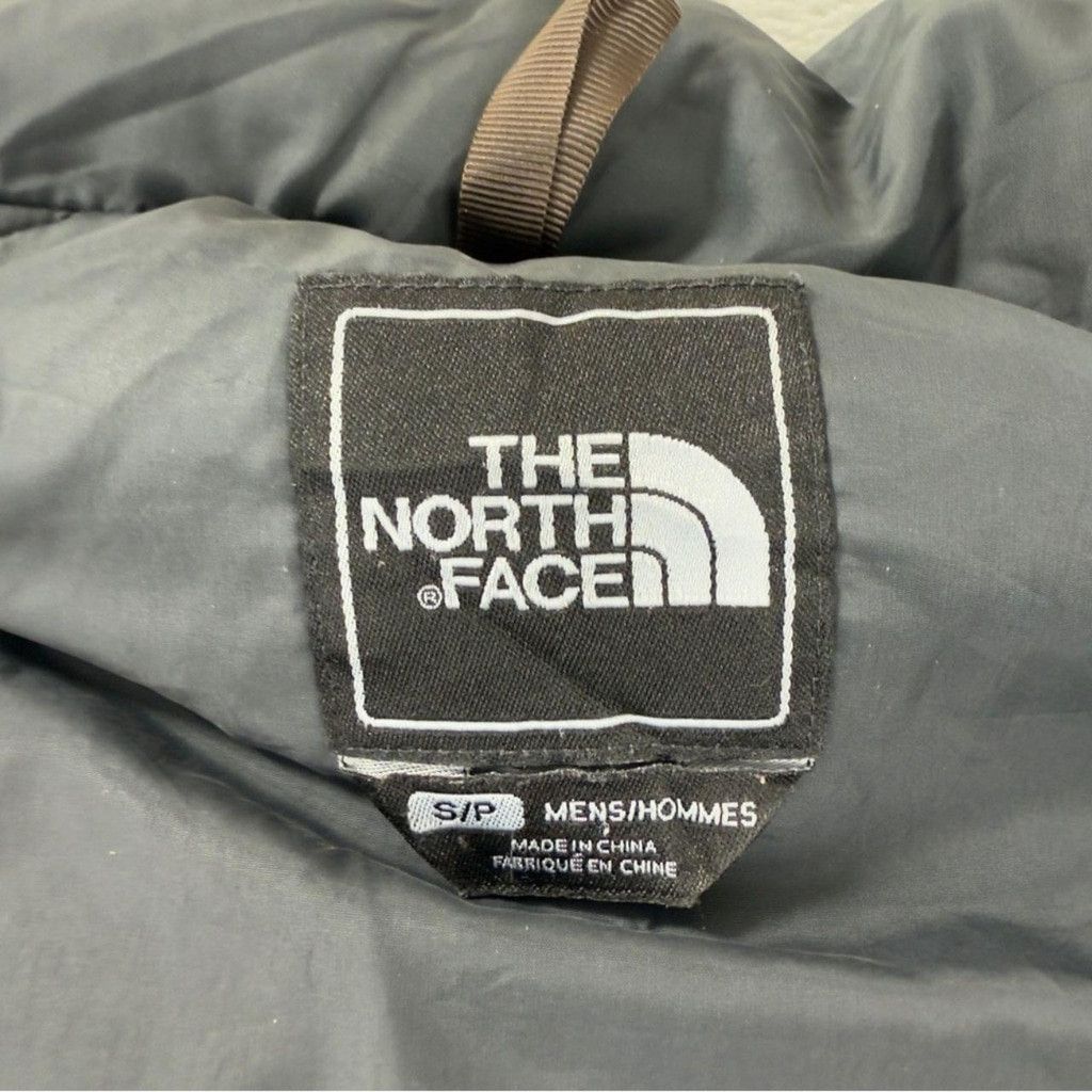 The North Face The North Face Mens Small Nuptse 700 Goose Down Puffer Size US S / EU 44-46 / 1 - 2 Thumbnail