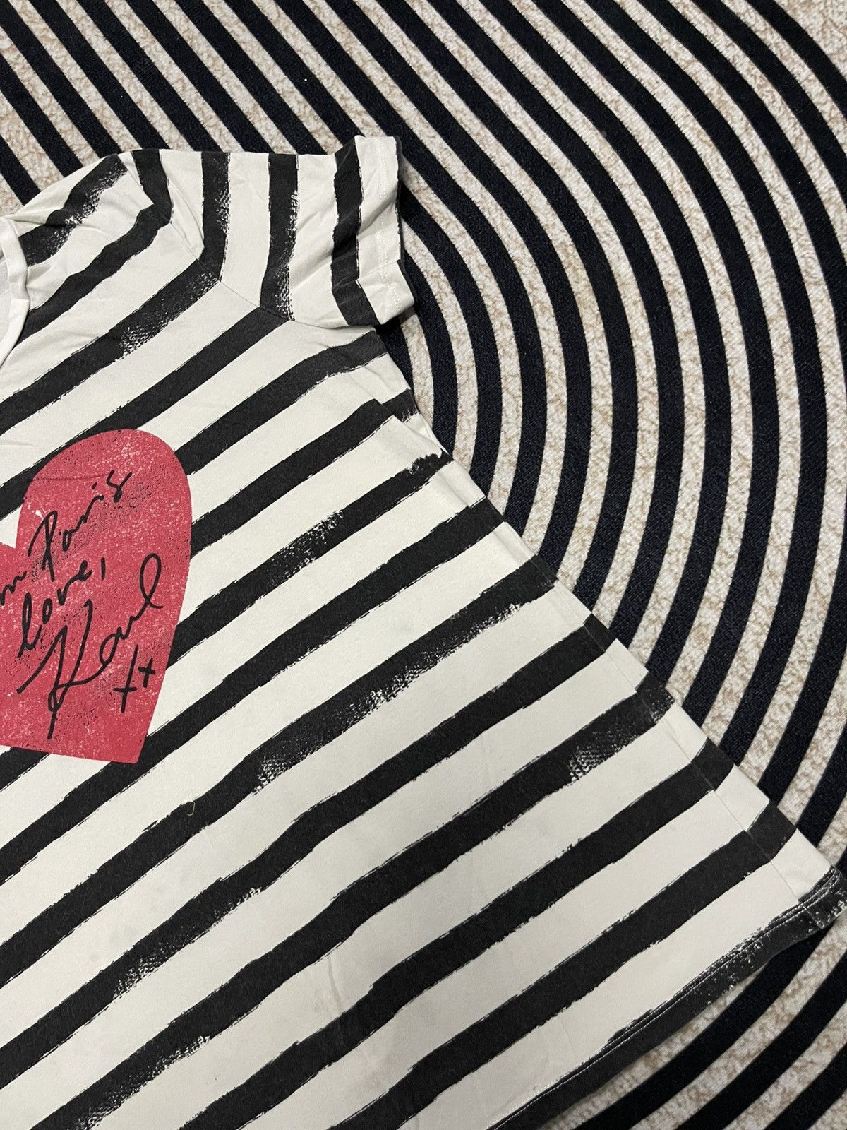 Karl Lagerfeld 2000s KARL LAGERFELD PARIS “FROM PARIS LOVE,KARL XX” HEART Size M / US 6-8 / IT 42-44 - 4 Thumbnail