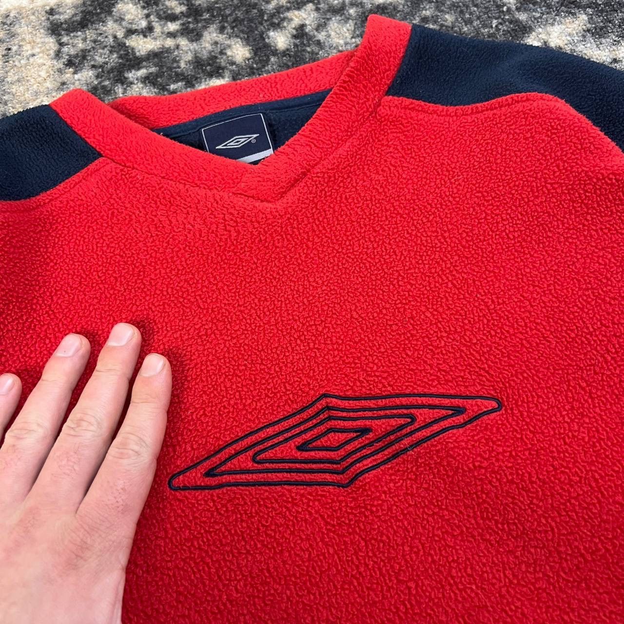 Umbro Umbro Vintage Y2K Big Embroidered Logo Fleece Sweatshirt Size US XL / EU 56 / 4 - 4 Thumbnail