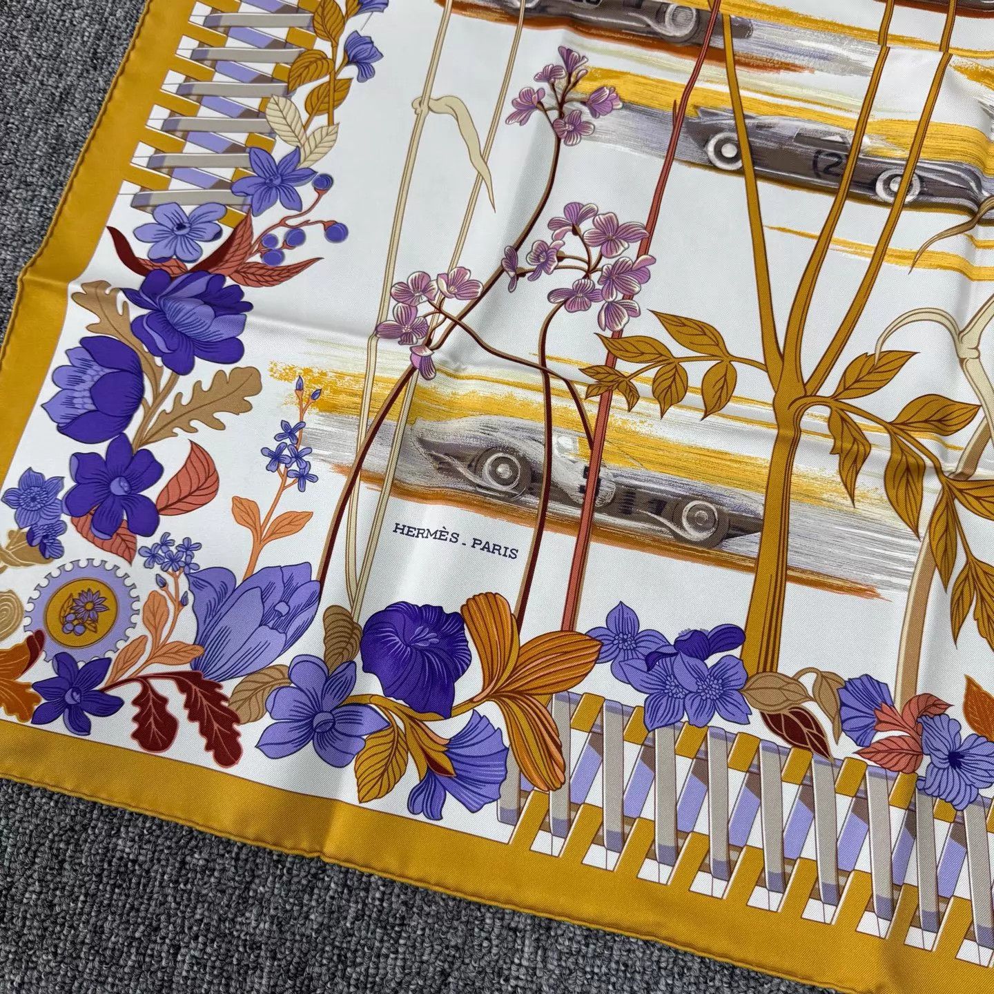 Hermes Hermes Racing Car Through Flower Field Scarf NWT Size ONE SIZE - 2 Thumbnail